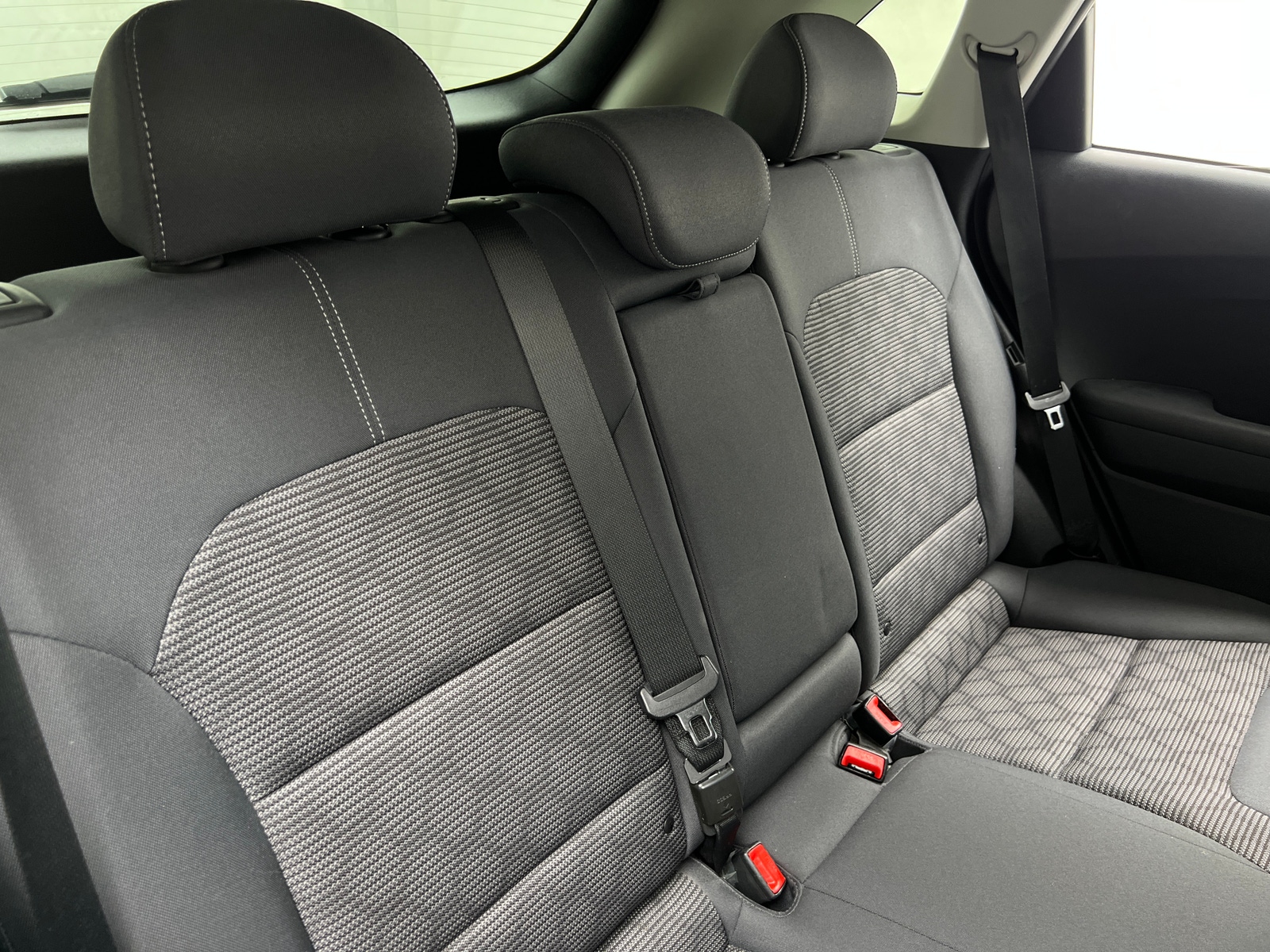 Thumbnail: 2018 Kia Niro - 6