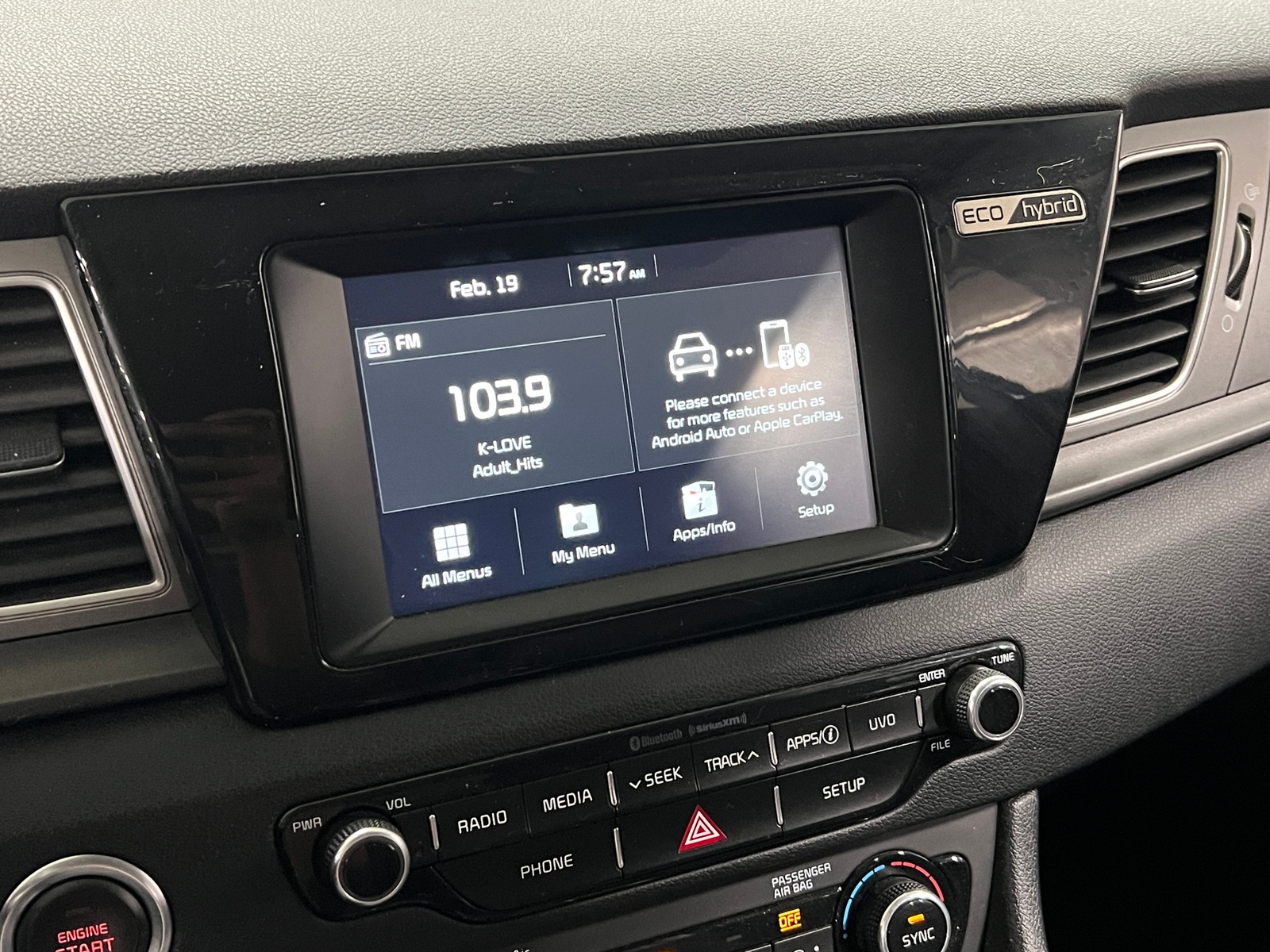 Thumbnail: 2018 Kia Niro - 4