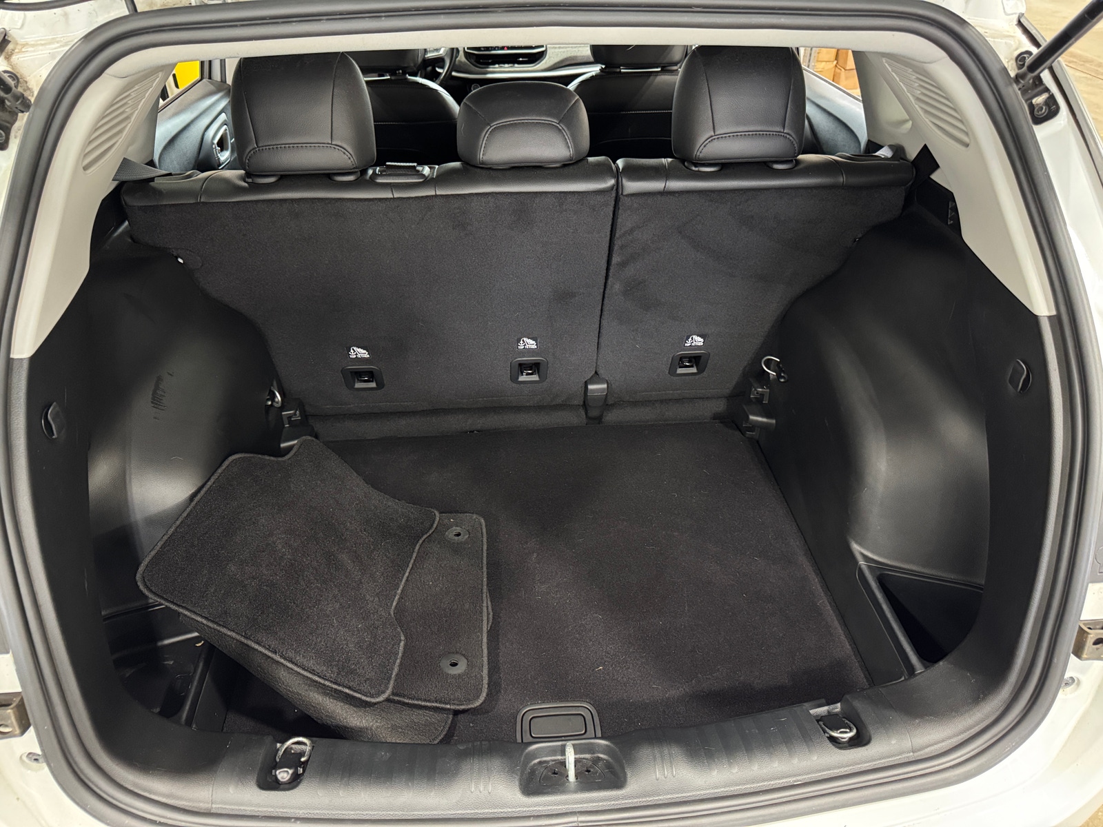 Thumbnail: 2022 Jeep Compass - 6