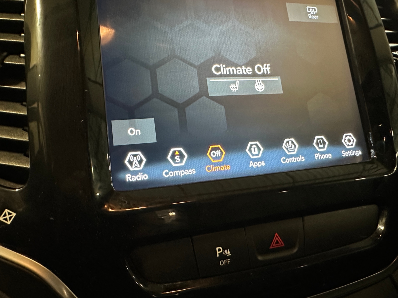 Thumbnail: 2019 Jeep Cherokee - 3