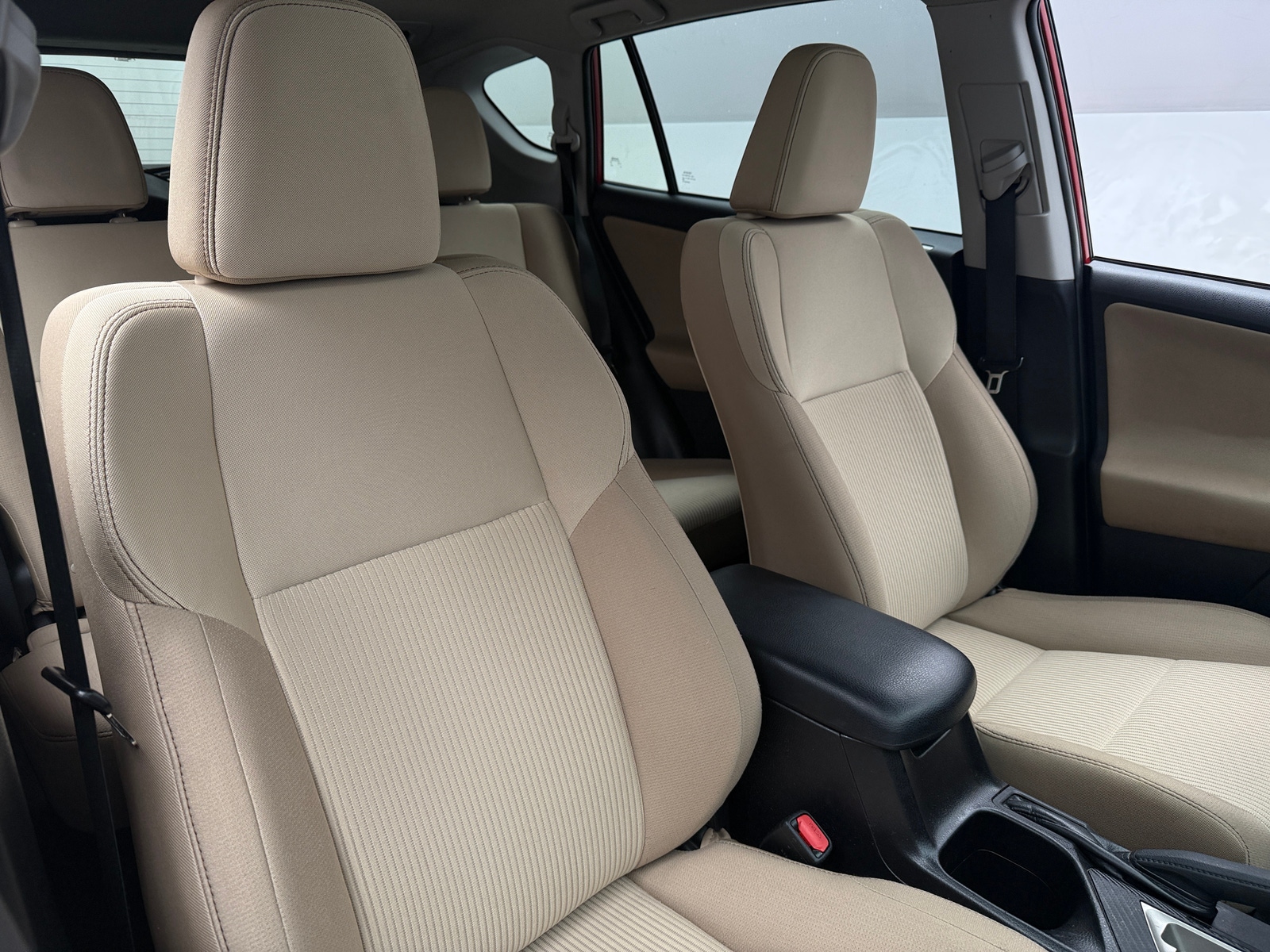 Thumbnail: 2015 Toyota RAV4 - 2