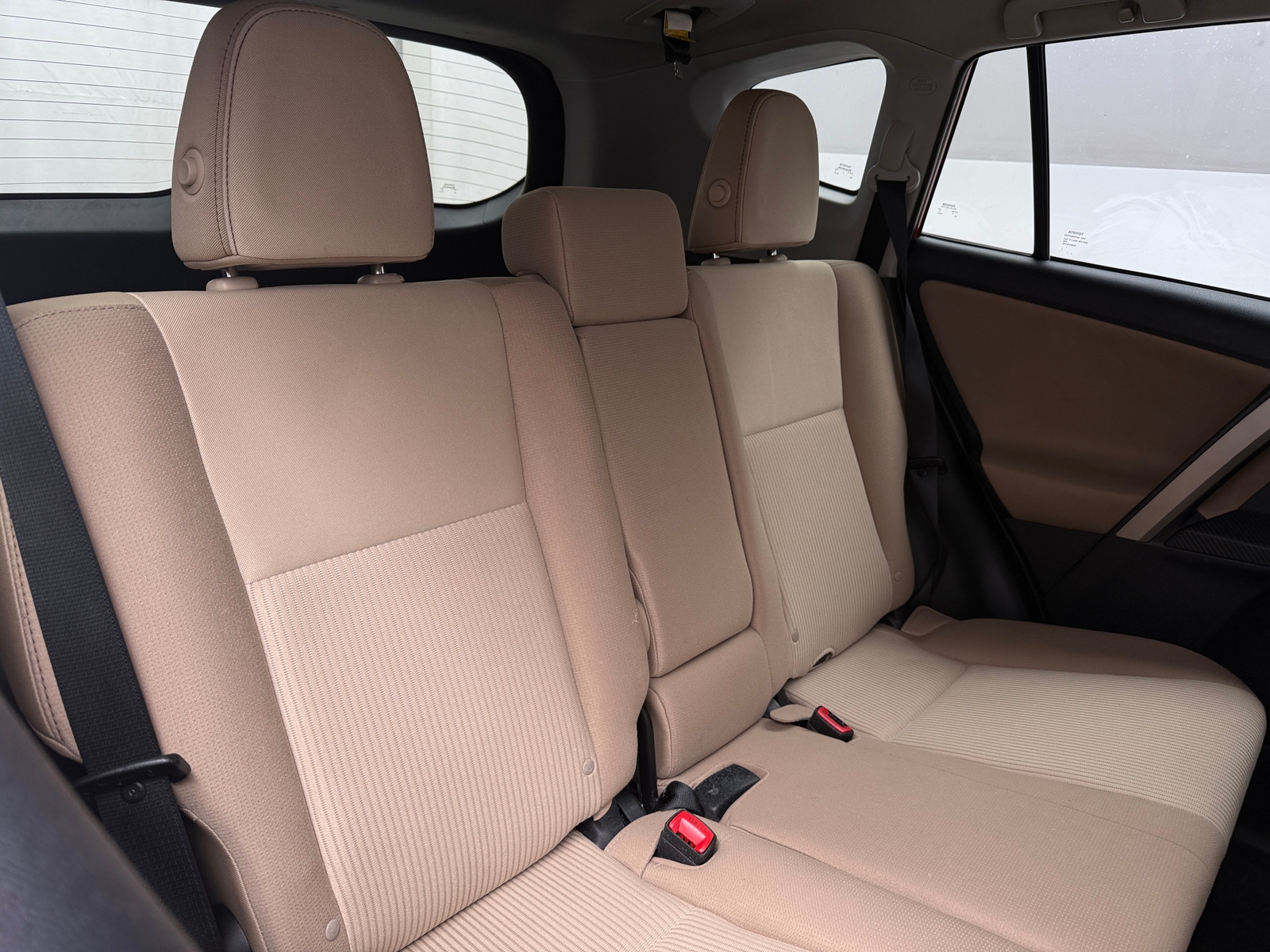 Thumbnail: 2015 Toyota RAV4 - 6