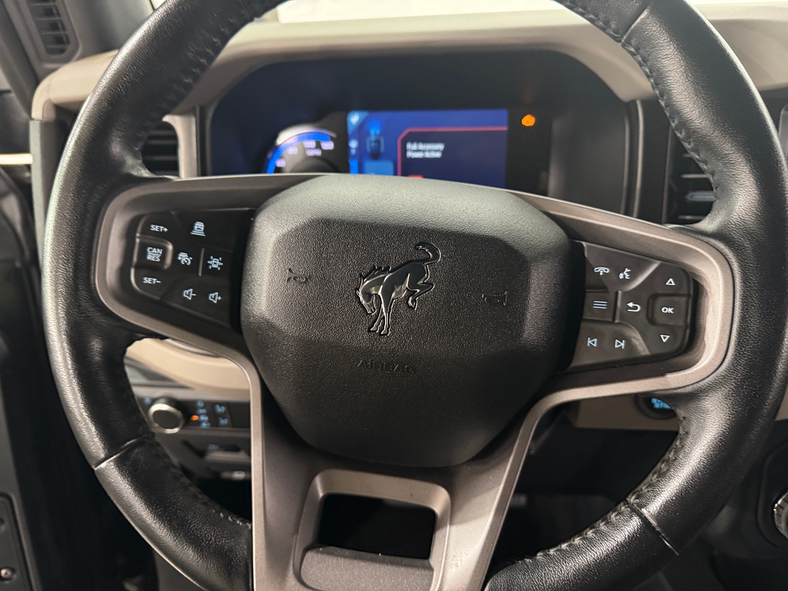 Thumbnail: 2022 Ford Bronco - 5