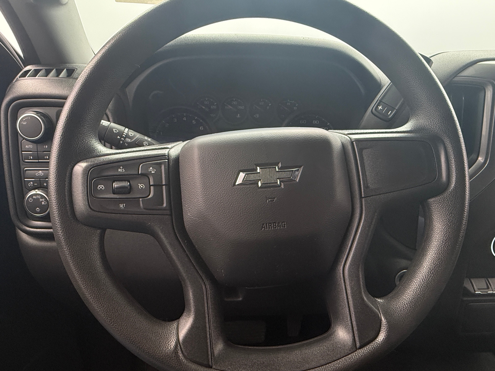 Thumbnail: 2023 Chevrolet Silverado 1500 - 5