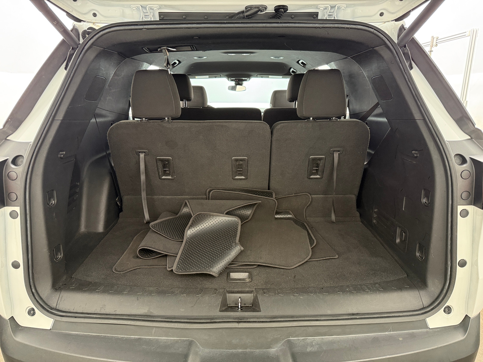 Thumbnail: 2023 Chevrolet Traverse - 7