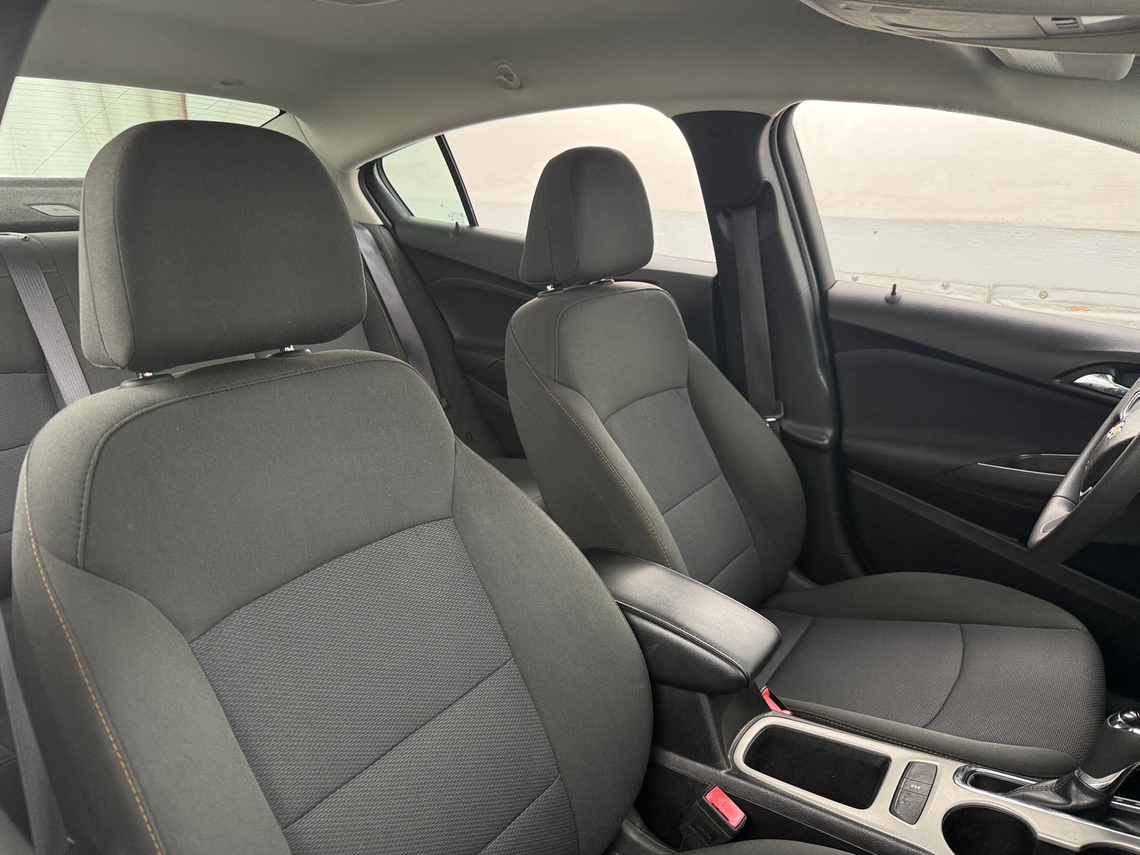 Thumbnail: 2017 Chevrolet Cruze - 2