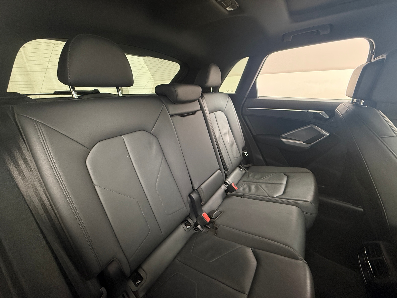 Thumbnail: 2022 Audi Q3 - 5