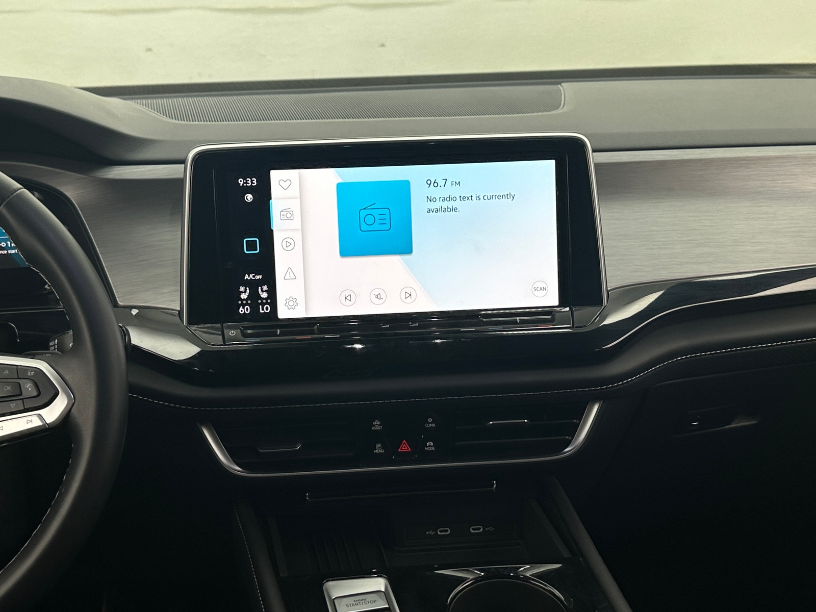 Thumbnail: 2025 Volkswagen Atlas - 4