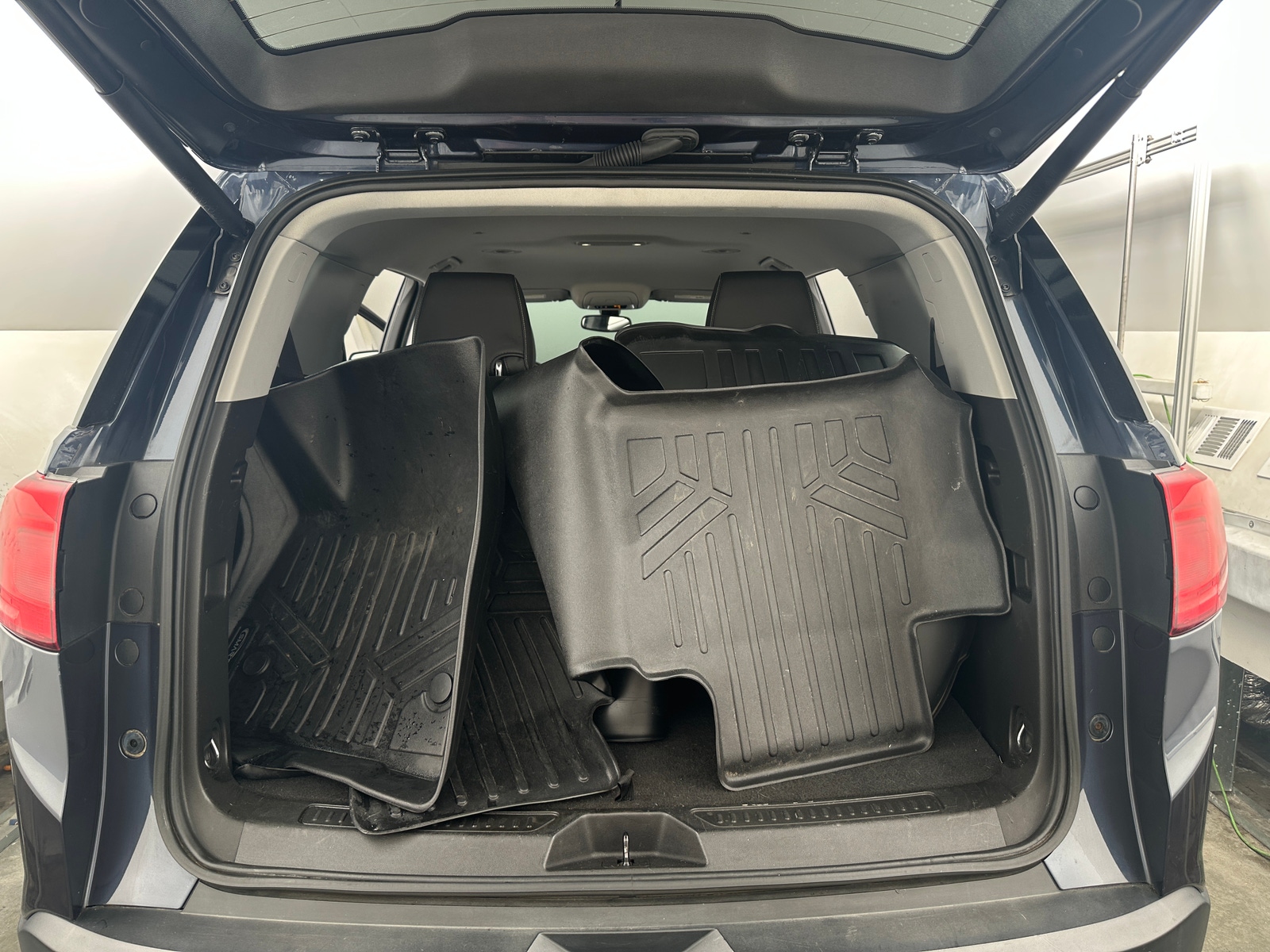 Thumbnail: 2019 GMC Acadia - 6