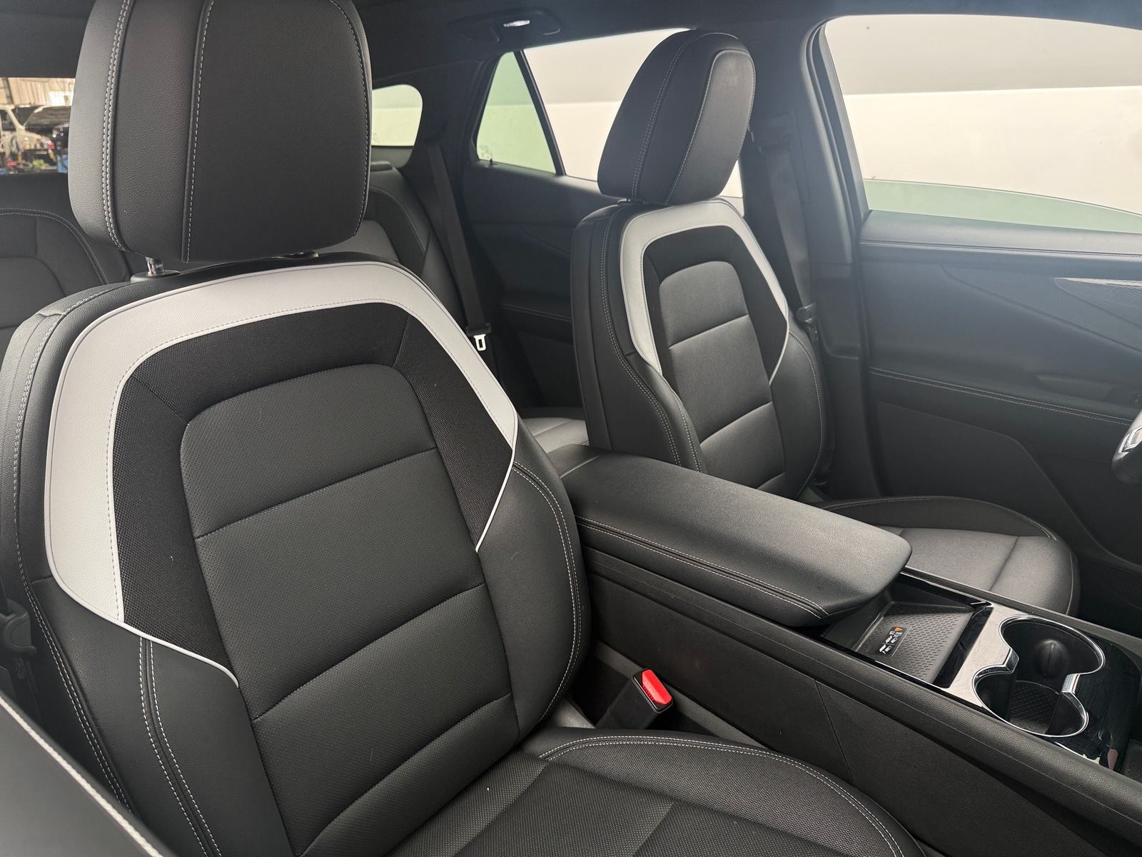 Thumbnail: 2024 Chevrolet Blazer EV - 2