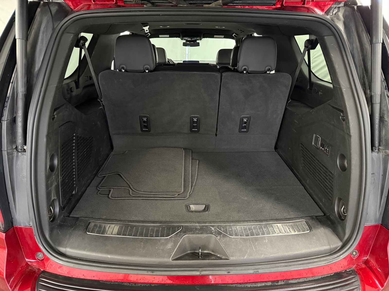 Thumbnail: 2024 Chevrolet Suburban - 6