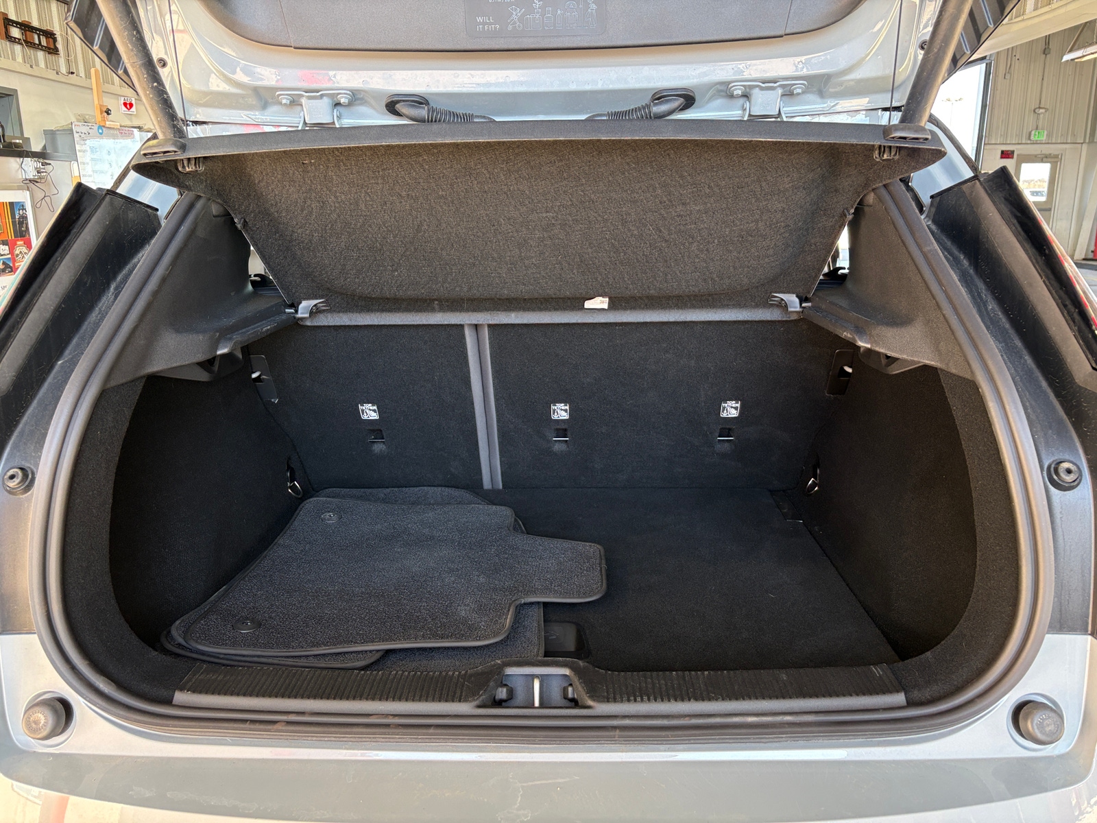 Thumbnail: 2025 Volvo EX30 - 7