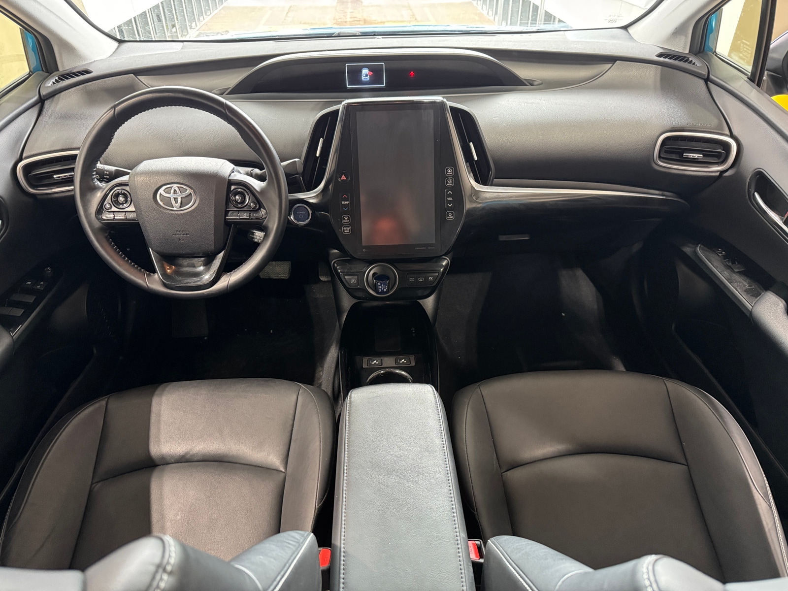 Thumbnail: 2022 Toyota Prius Prime - 2