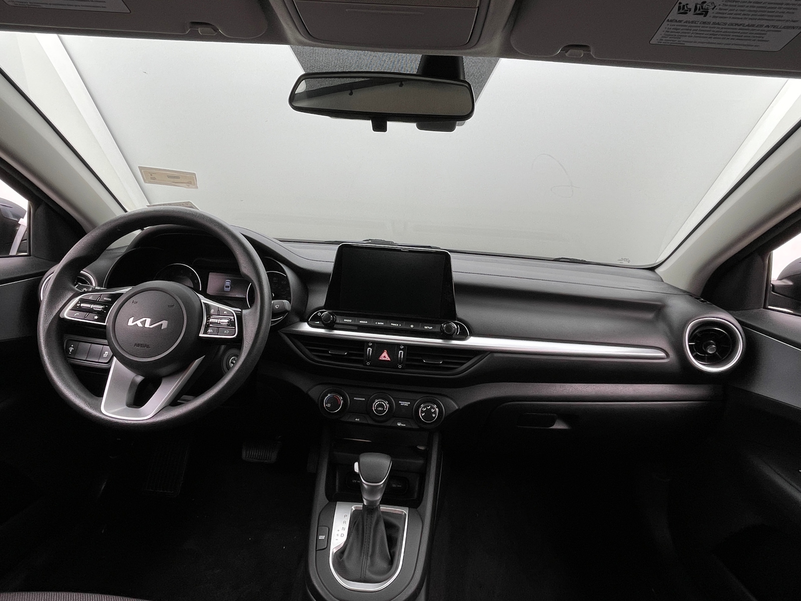 Thumbnail: 2023 Kia Forte - 3