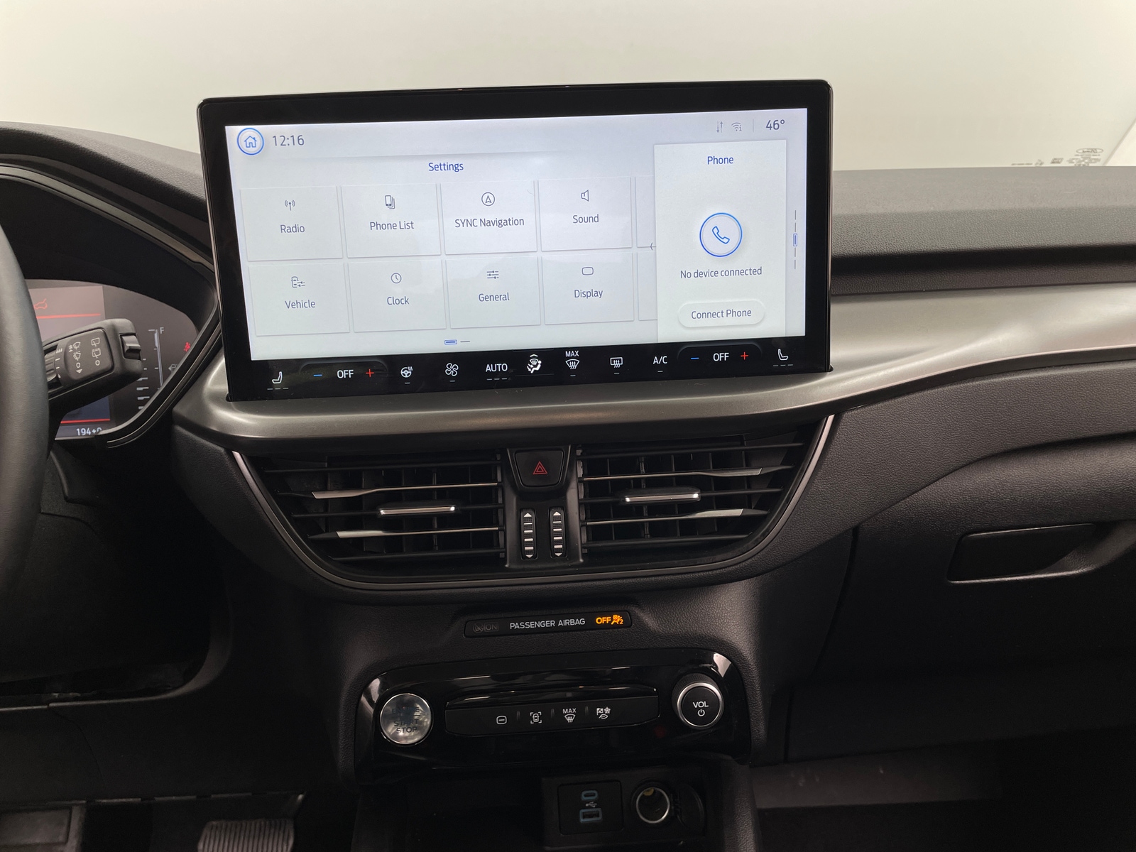 Thumbnail: 2023 Ford Escape - 3