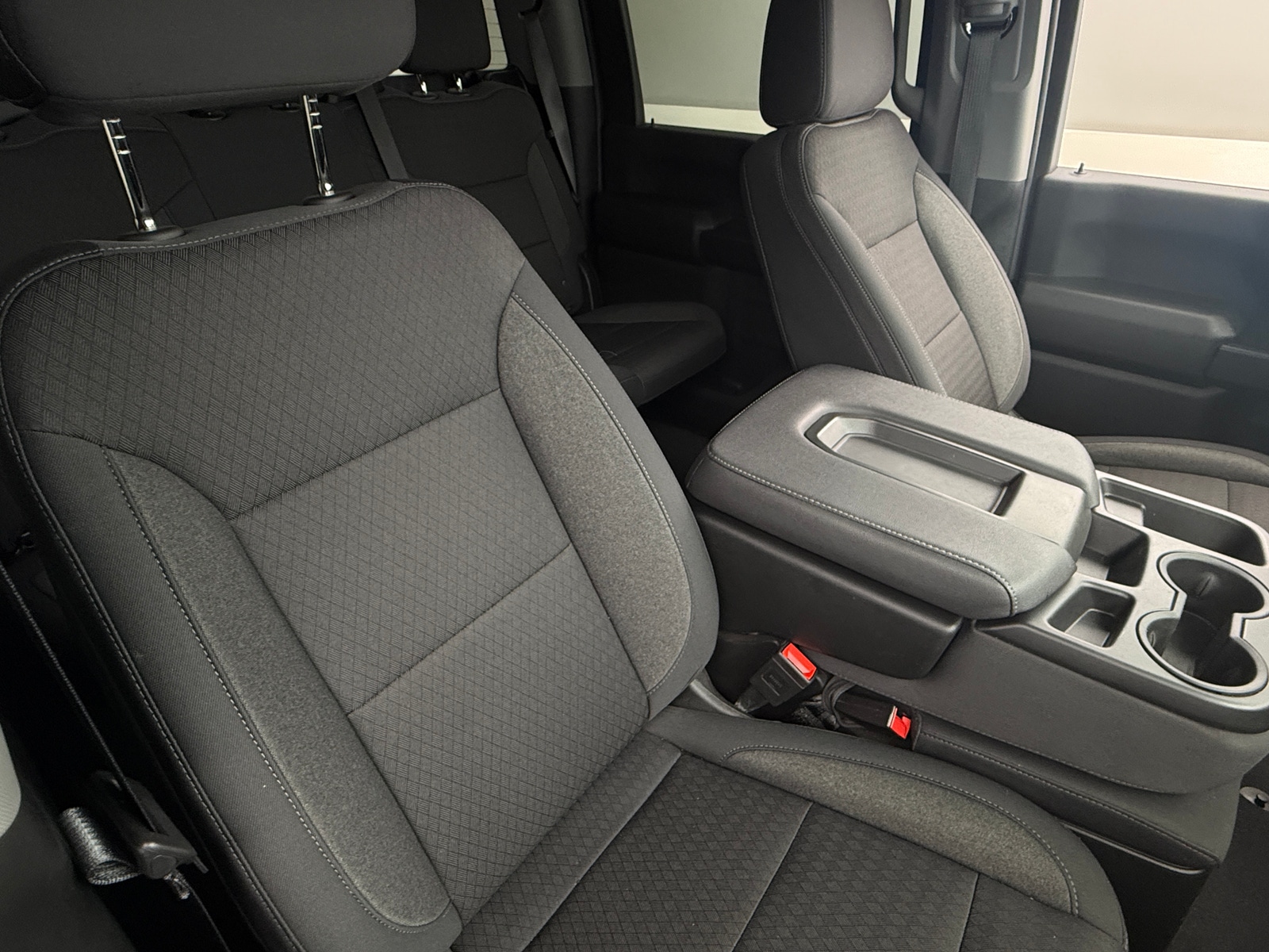 Thumbnail: 2024 Chevrolet Silverado 2500 - 2