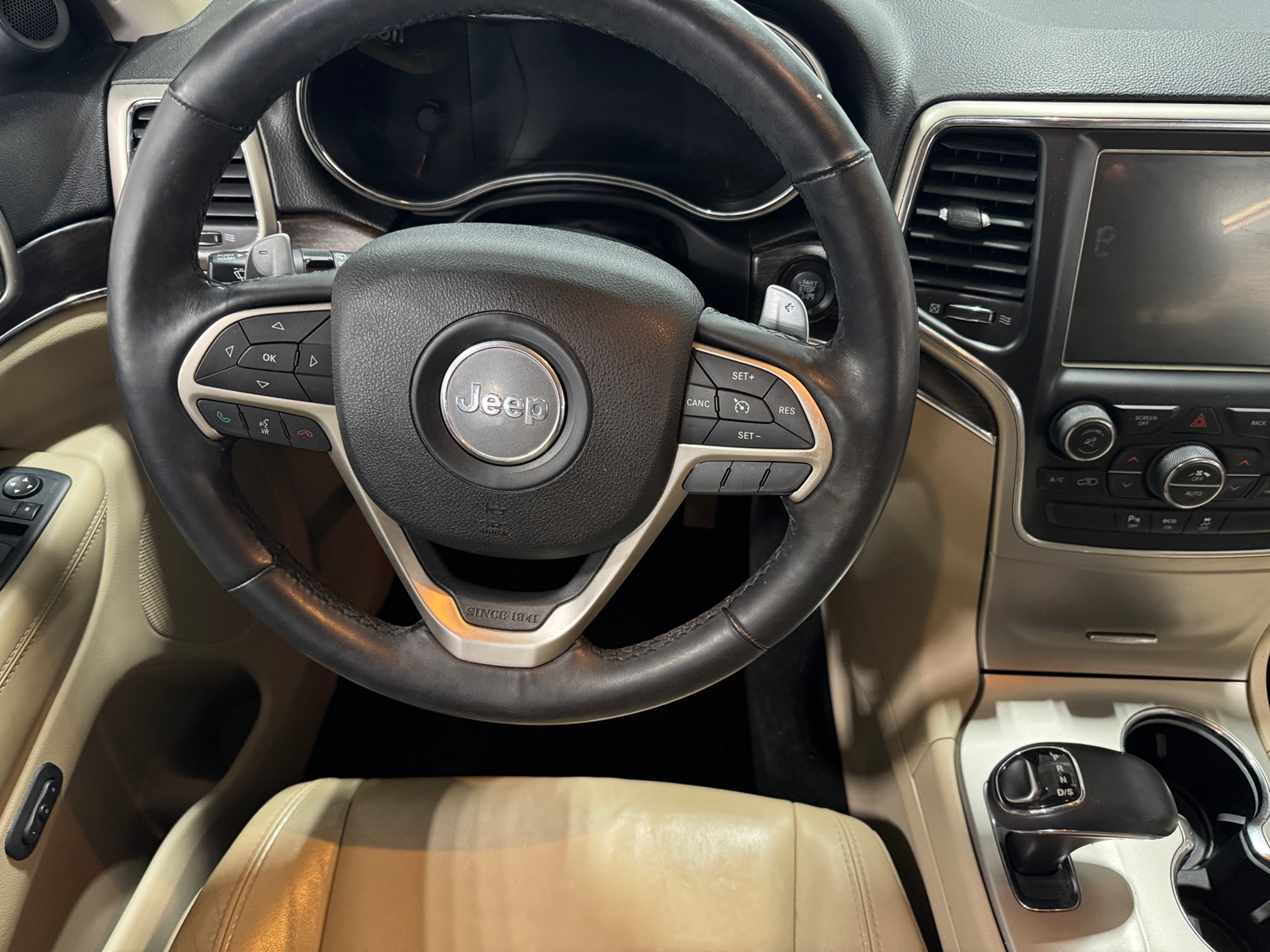 Thumbnail: 2014 Jeep Grand Cherokee - 4