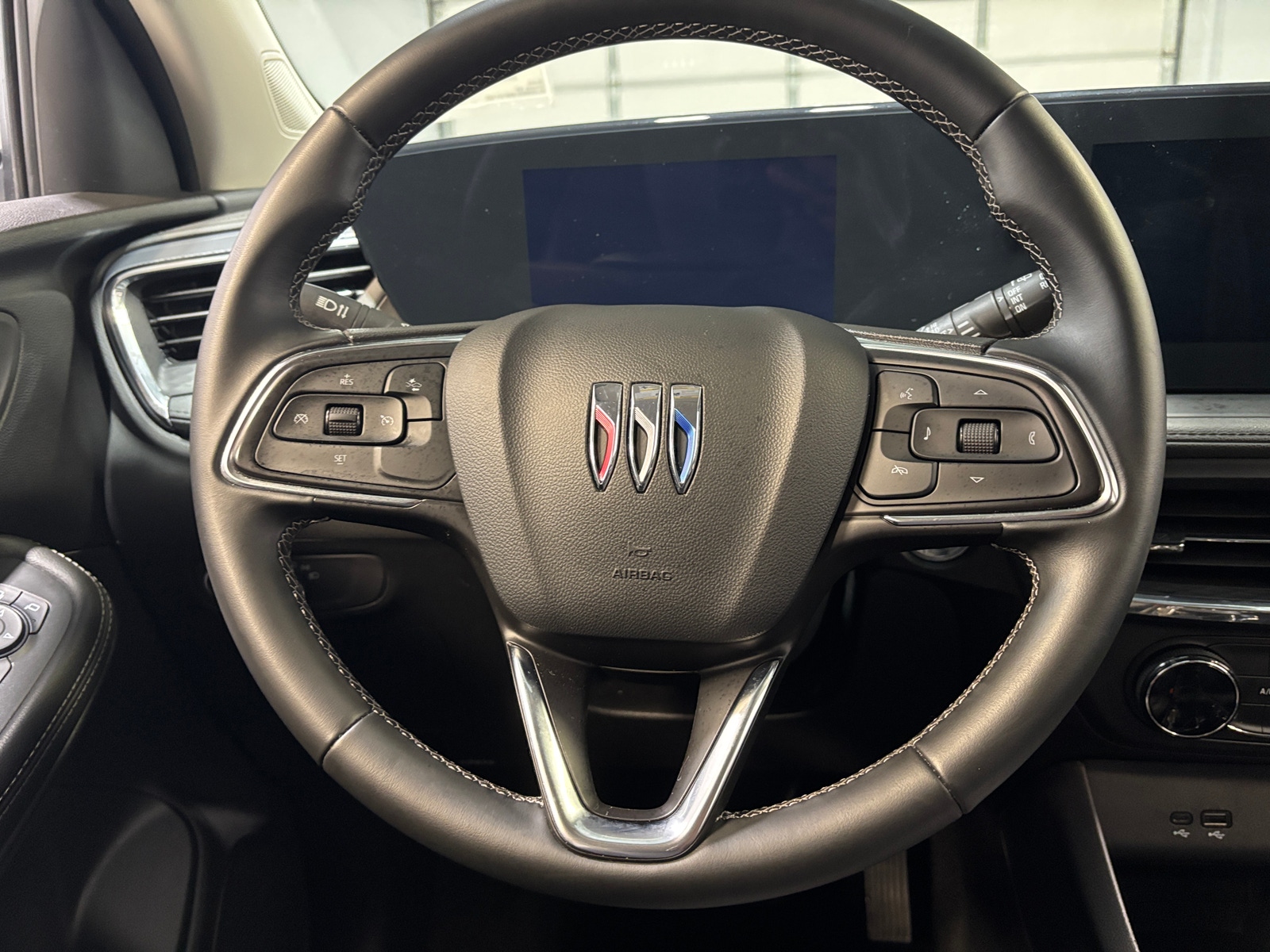 Thumbnail: 2025 Buick Encore GX - 4