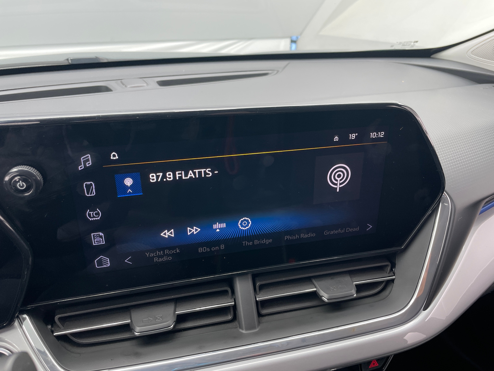 Thumbnail: 2025 Chevrolet Trax - 4