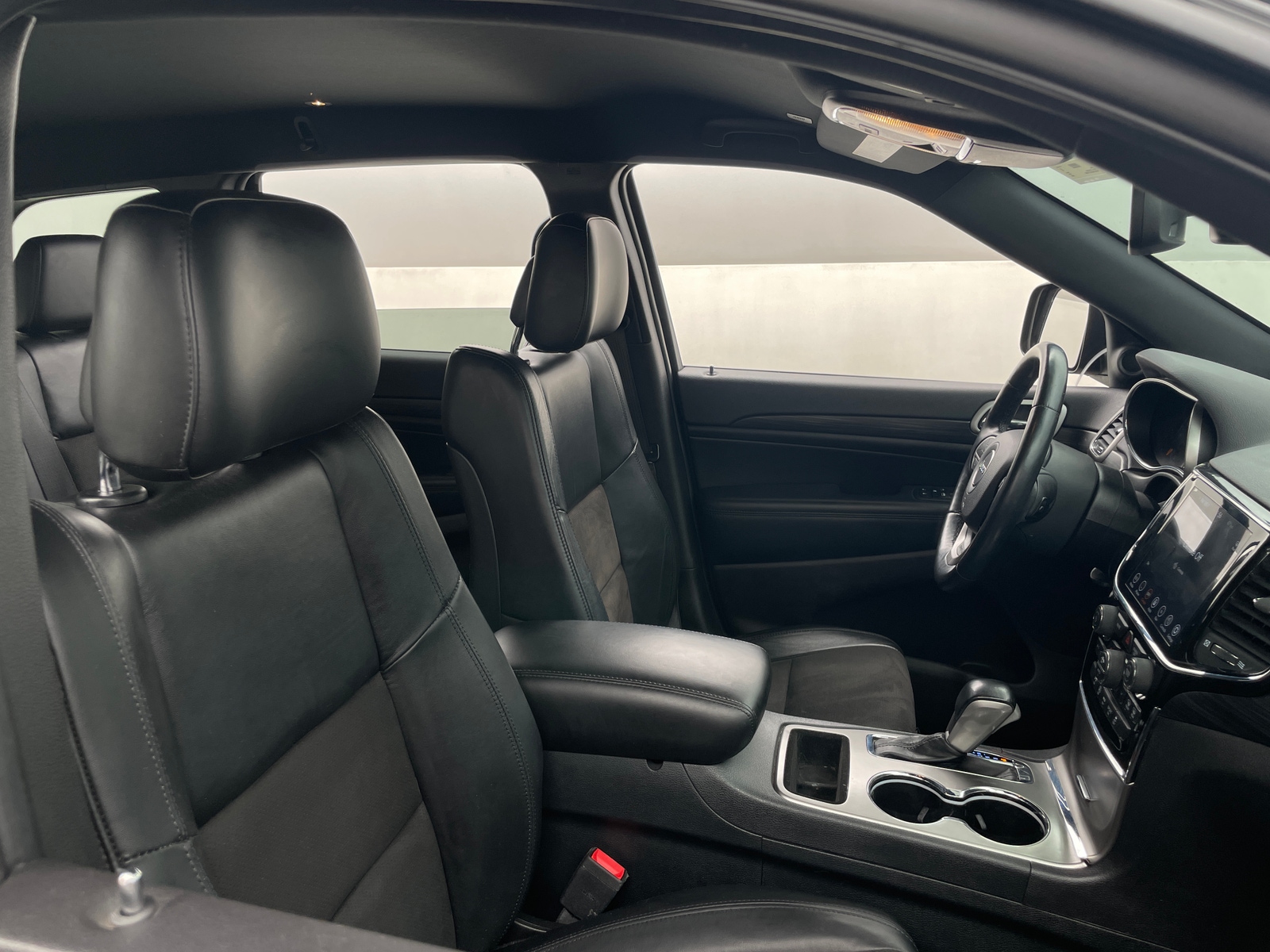 Thumbnail: 2020 Jeep Grand Cherokee - 2