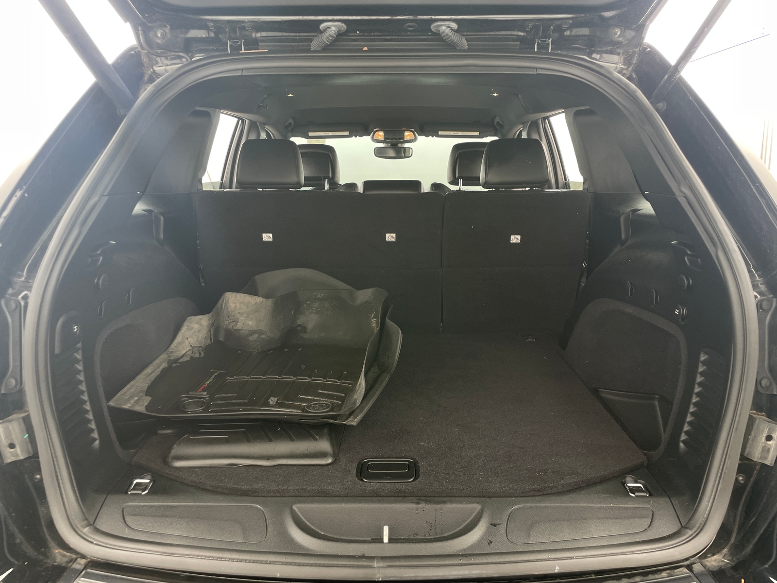 Thumbnail: 2020 Jeep Grand Cherokee - 7