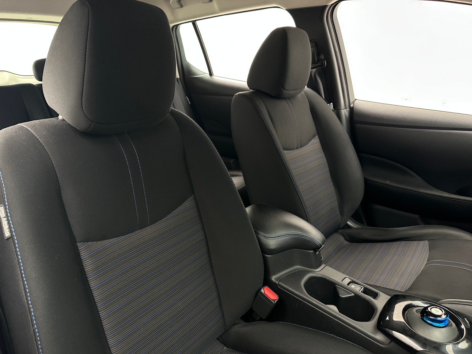 Thumbnail: 2022 Nissan Leaf - 2