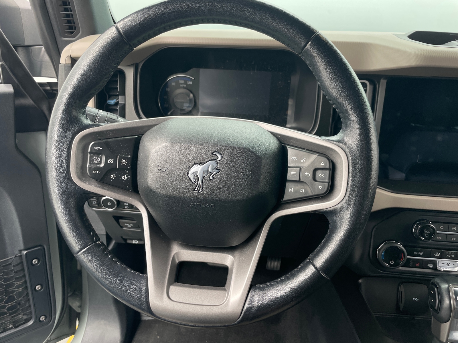 Thumbnail: 2023 Ford Bronco - 5