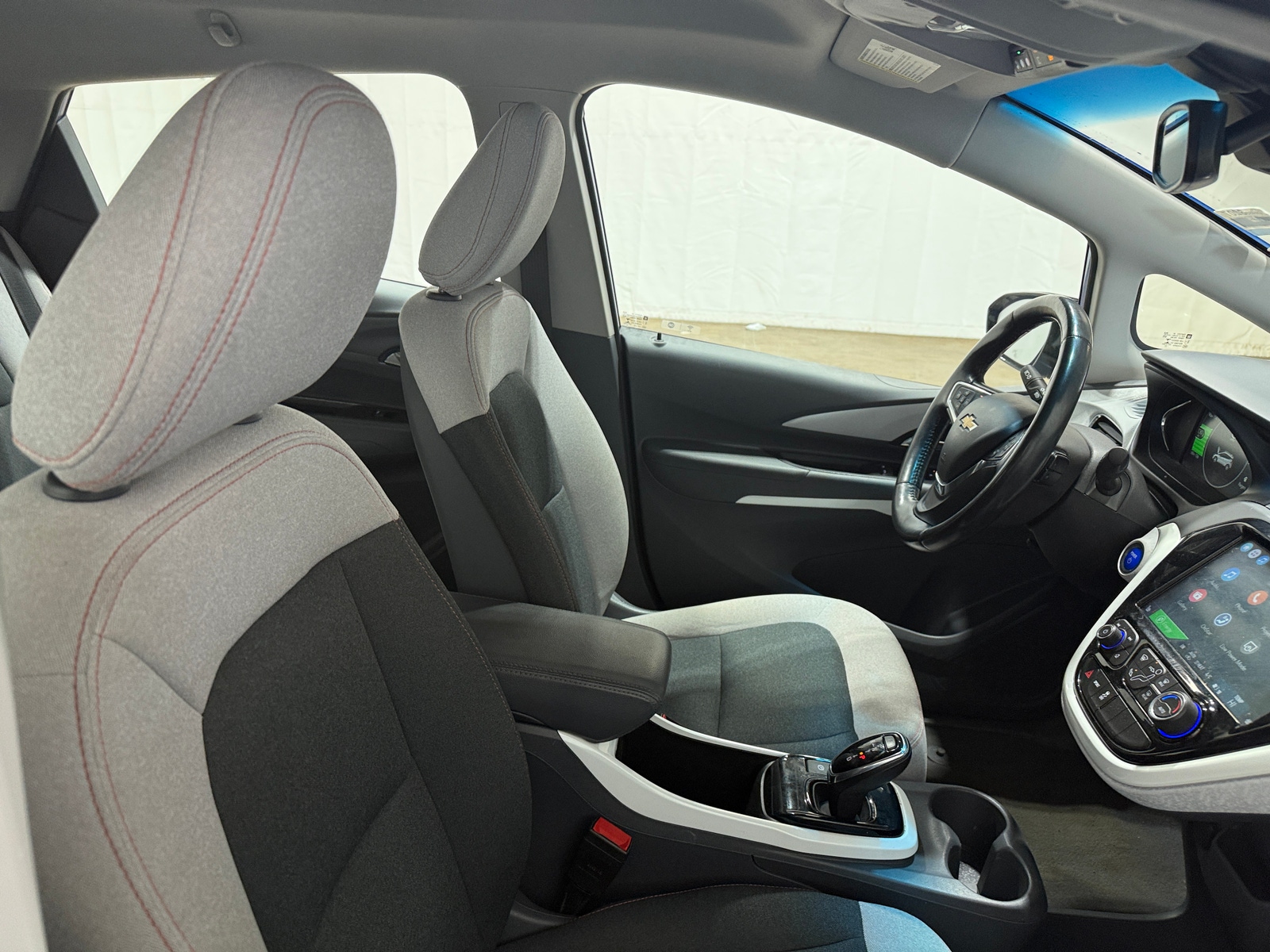 Thumbnail: 2020 Chevrolet Bolt EV - 2