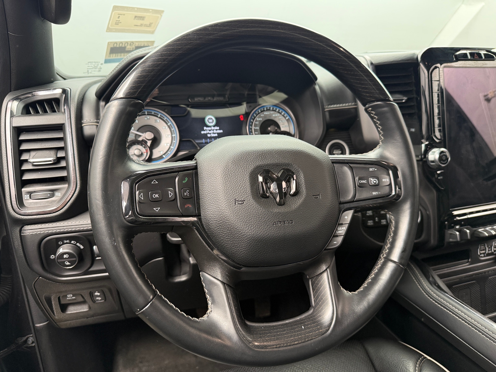 Thumbnail: 2022 RAM 1500 - 4