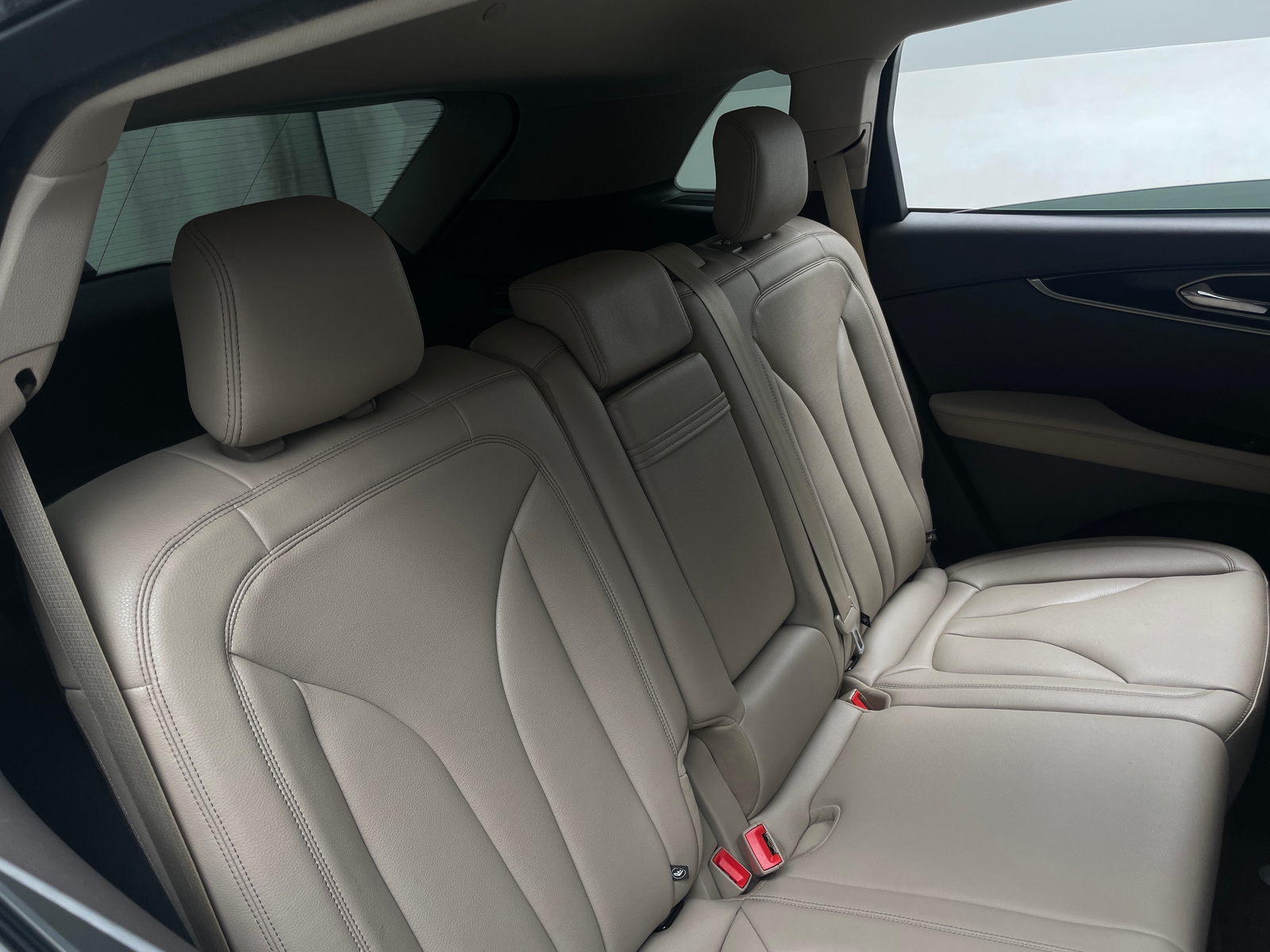 Thumbnail: 2023 Lincoln Nautilus - 5