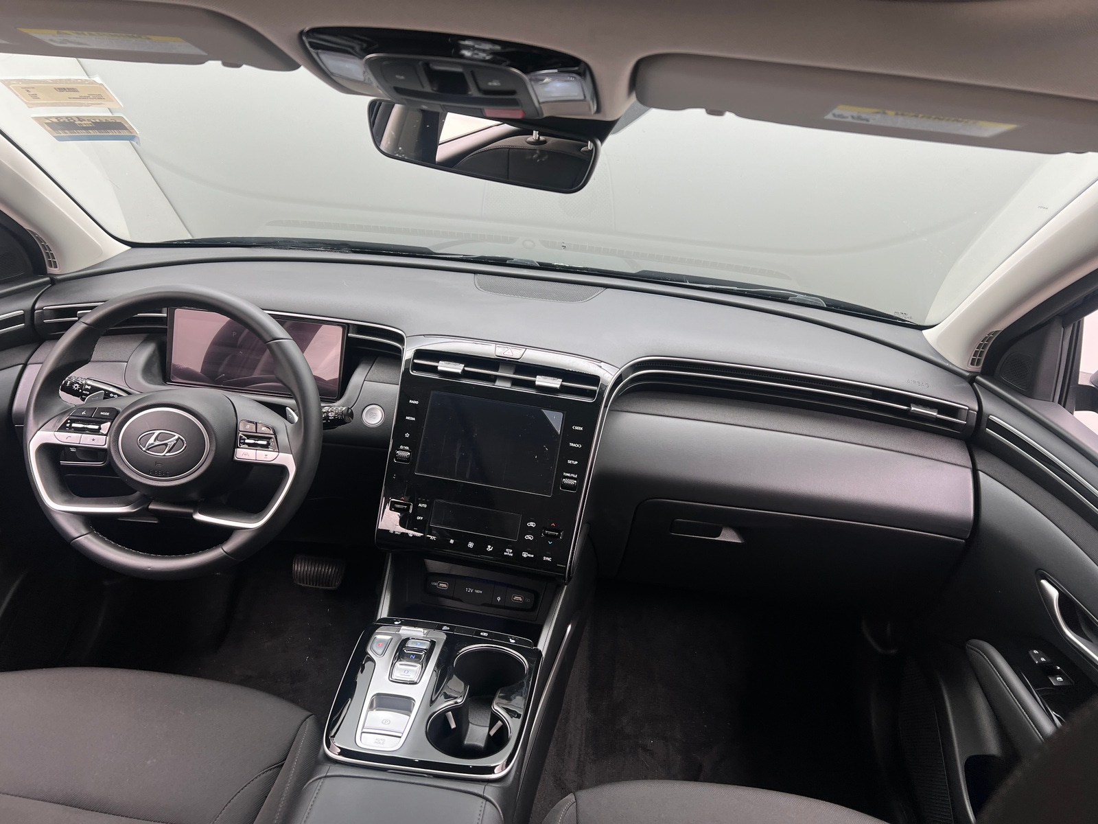 Thumbnail: 2022 Hyundai Tucson - 3