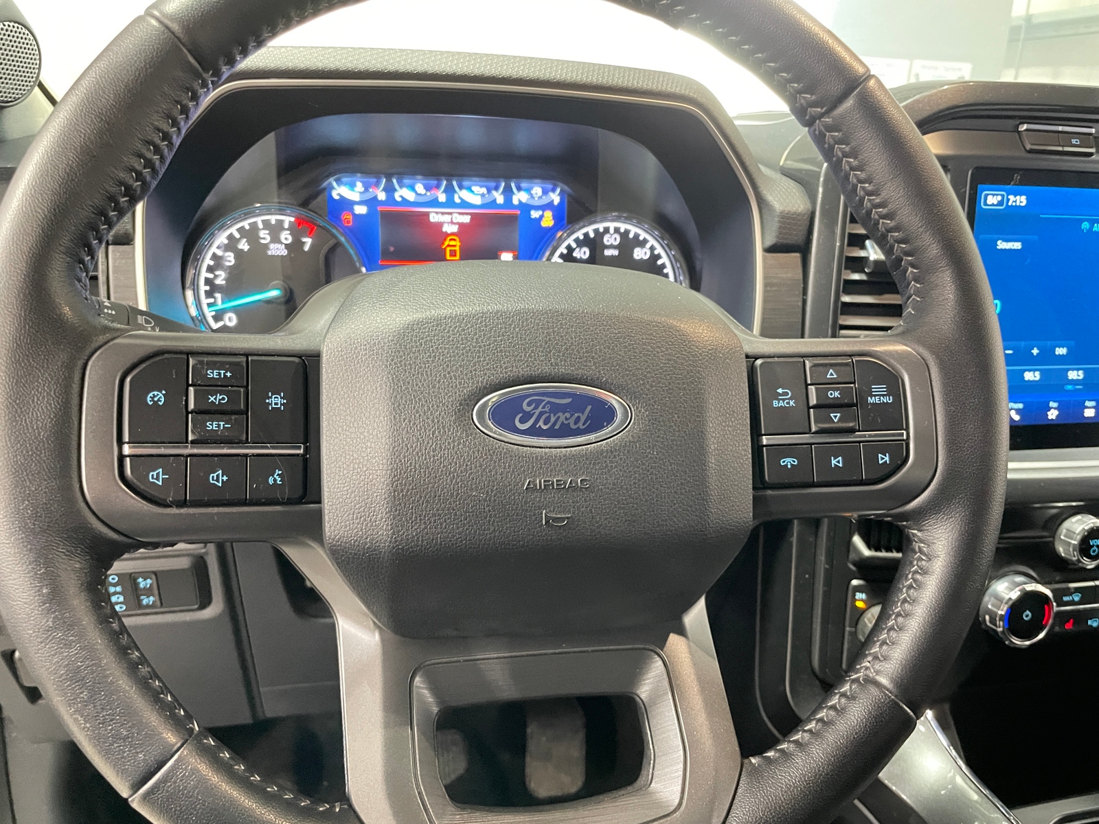 Thumbnail: 2022 Ford Econoline - 5