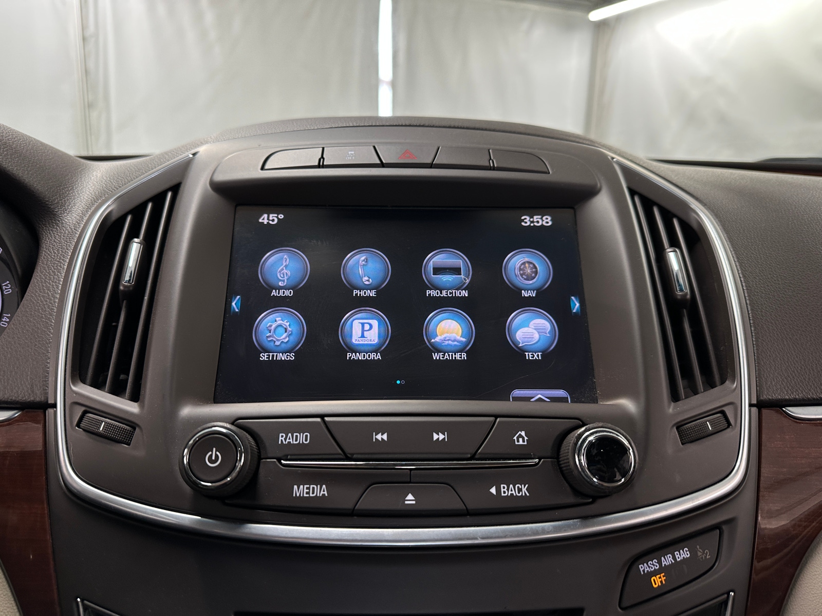 Thumbnail: 2017 Buick Regal - 3