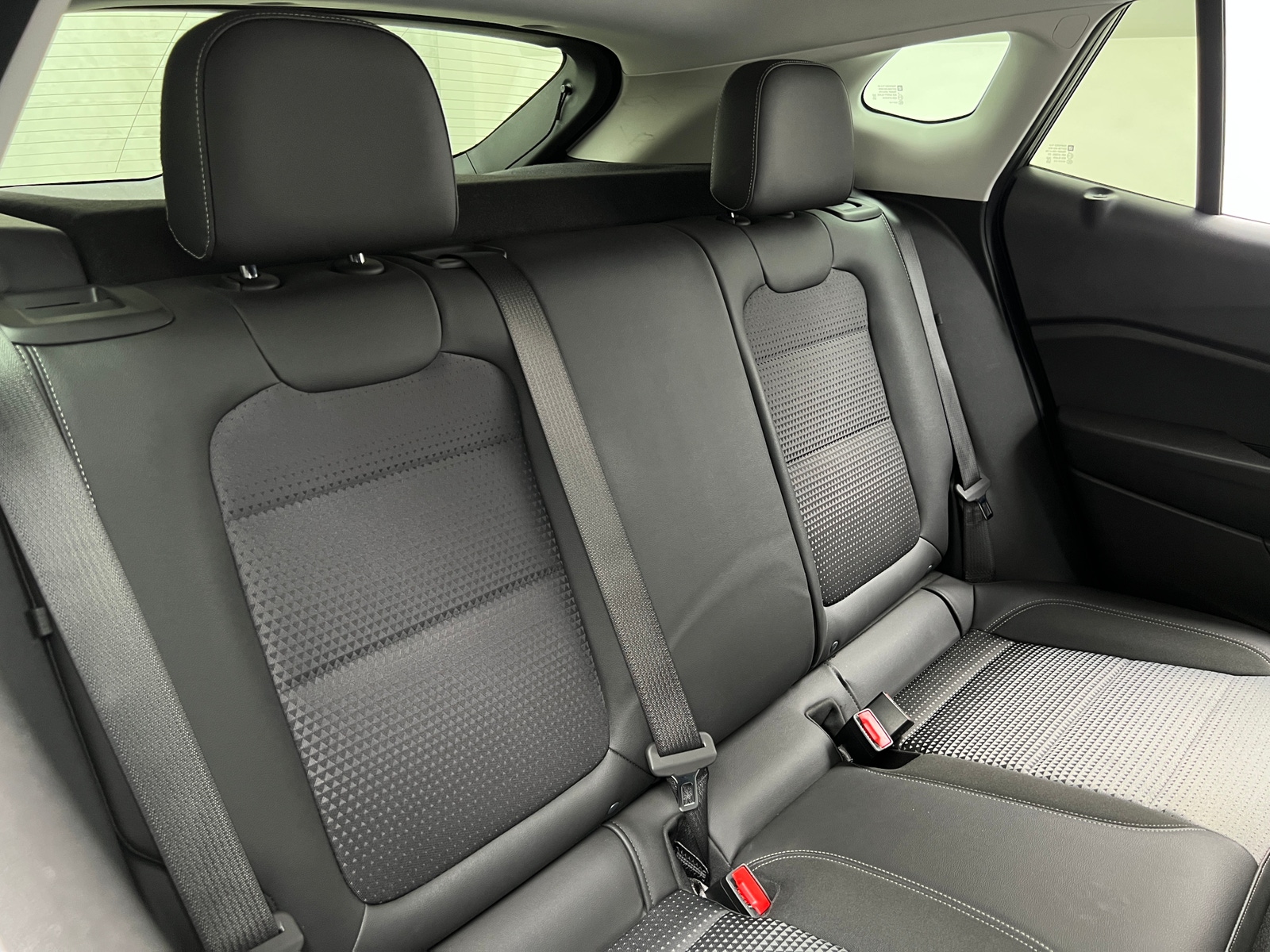 Thumbnail: 2025 Chevrolet Trax - 6