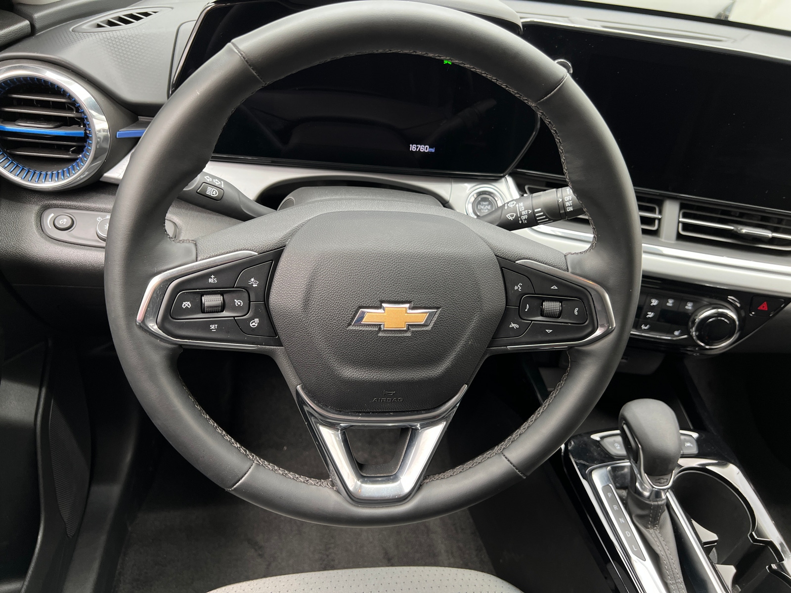 Thumbnail: 2025 Chevrolet Trax - 5