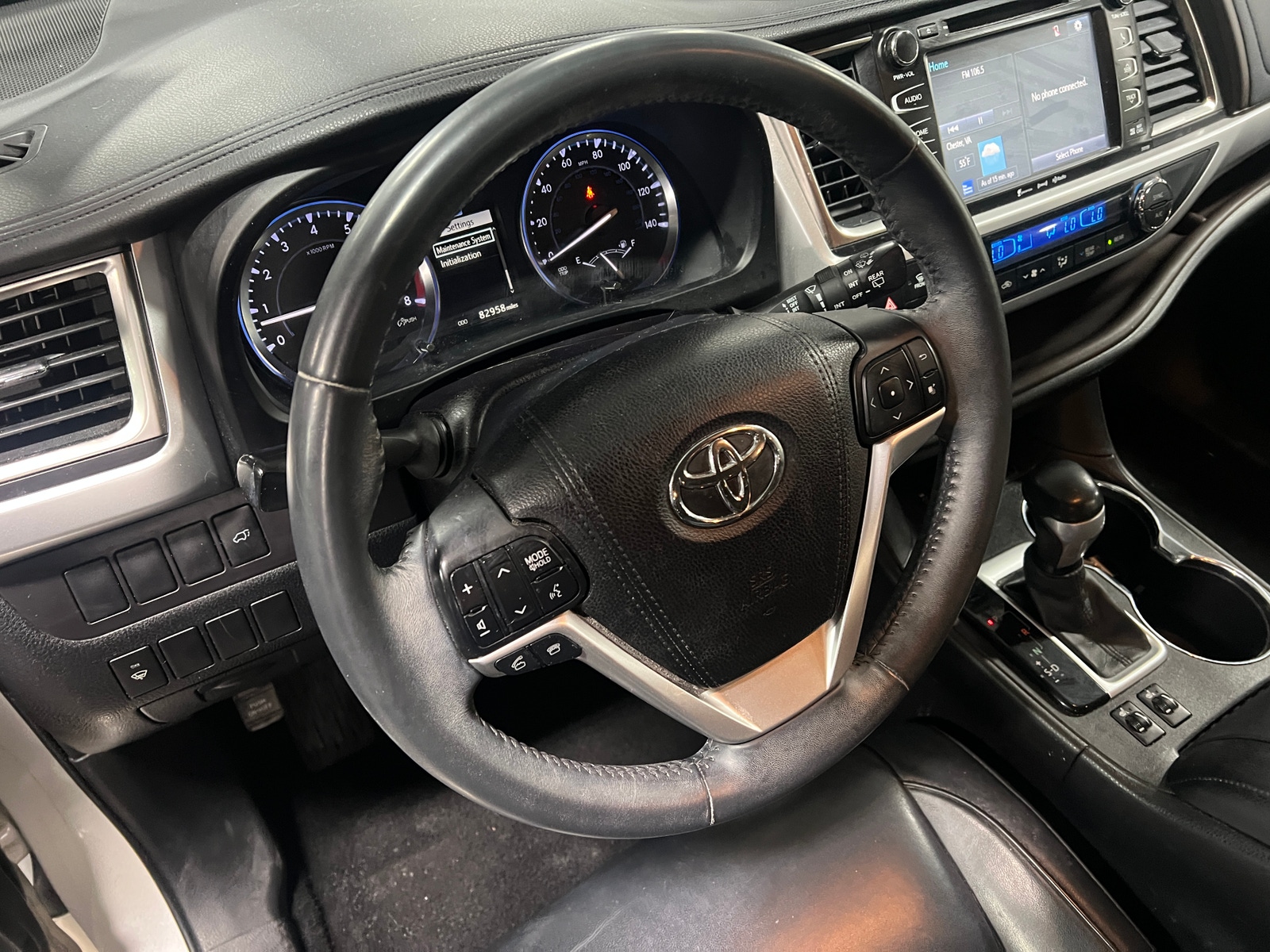 Thumbnail: 2016 Toyota Highlander - 4