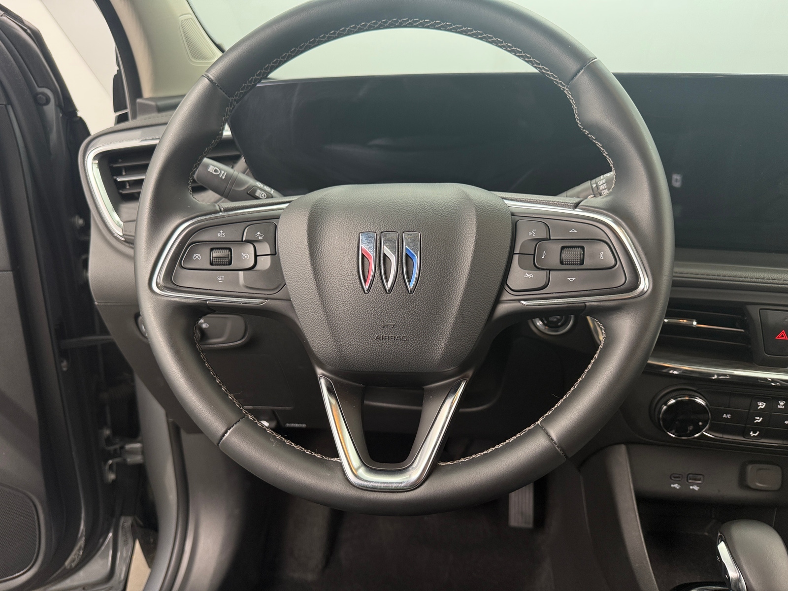 Thumbnail: 2025 Buick Encore GX - 4