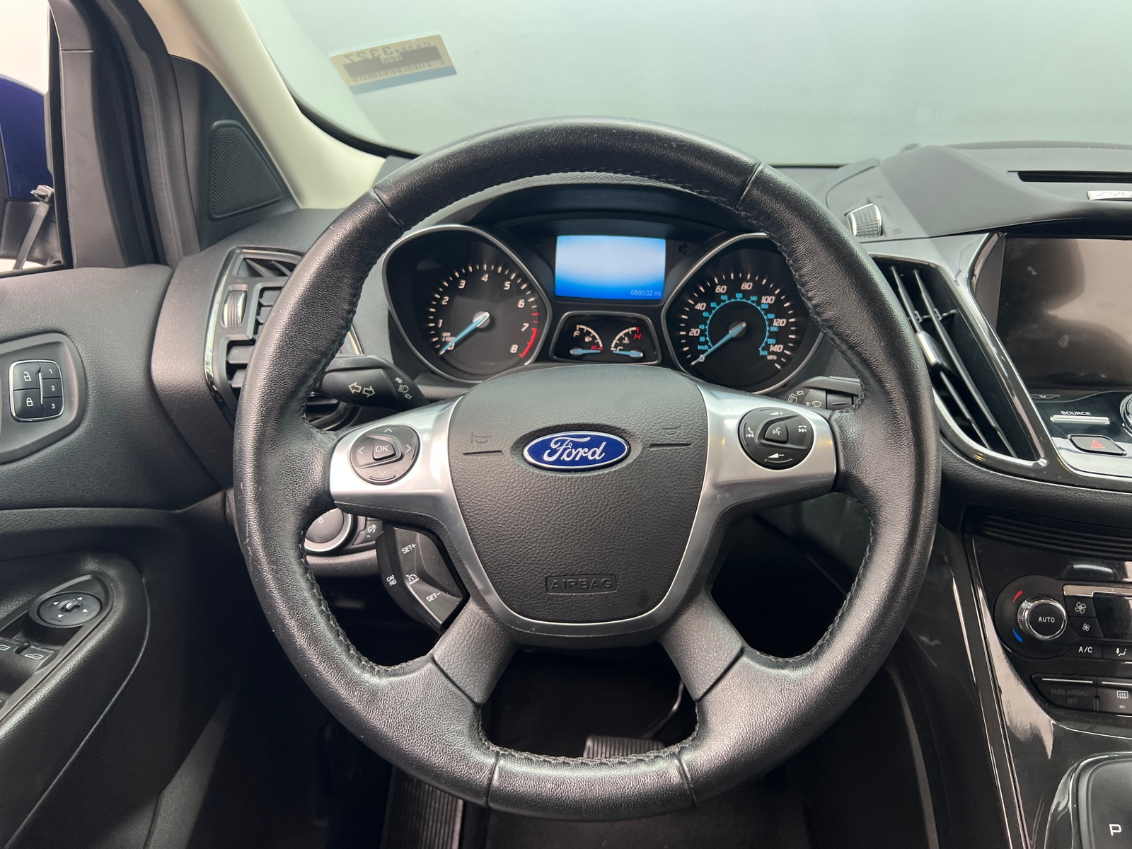 Thumbnail: 2016 Ford Escape - 4