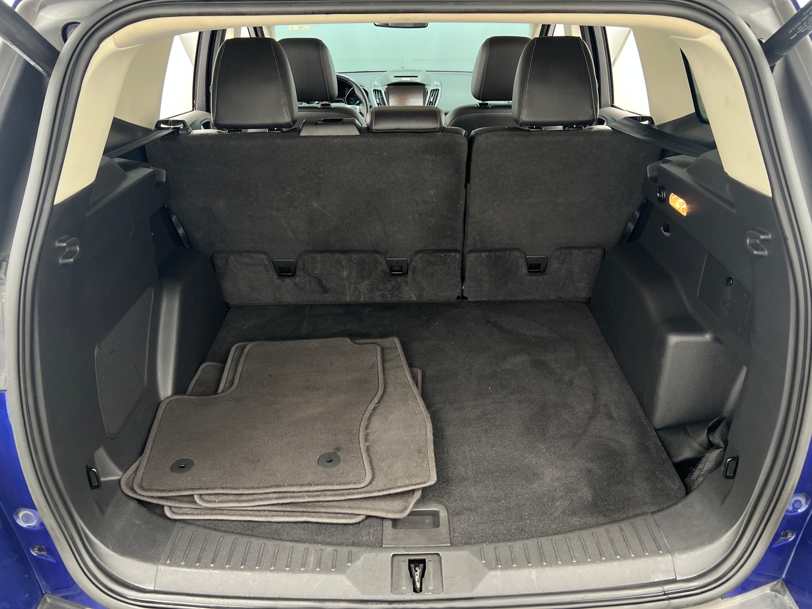 Thumbnail: 2016 Ford Escape - 6