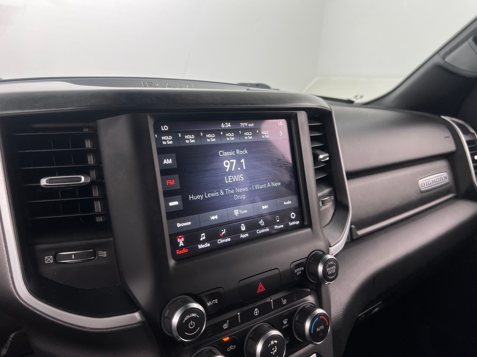 Thumbnail: 2020 RAM 1500 - 4