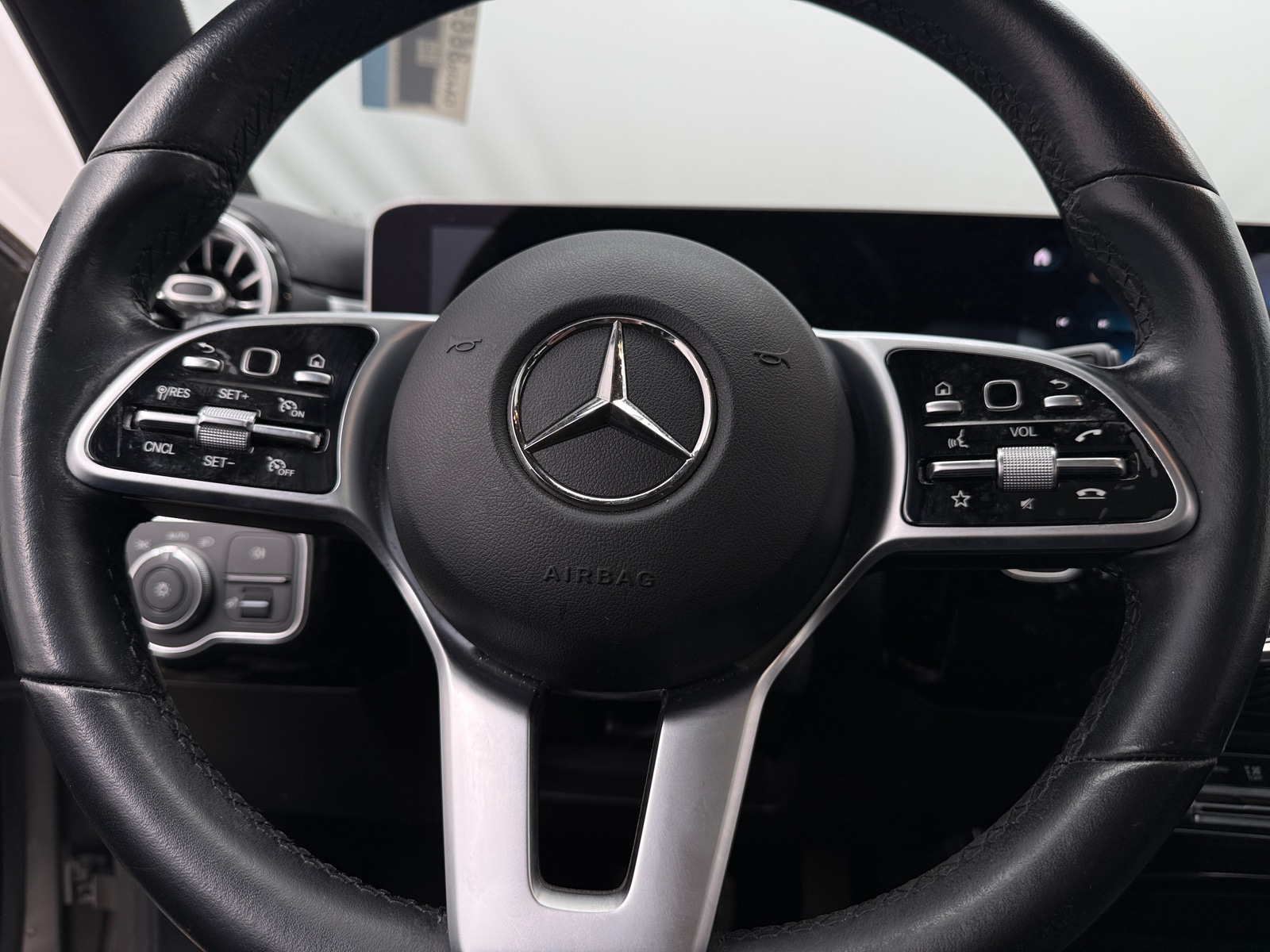 Thumbnail: 2019 Mercedes-Benz A-Class - 4