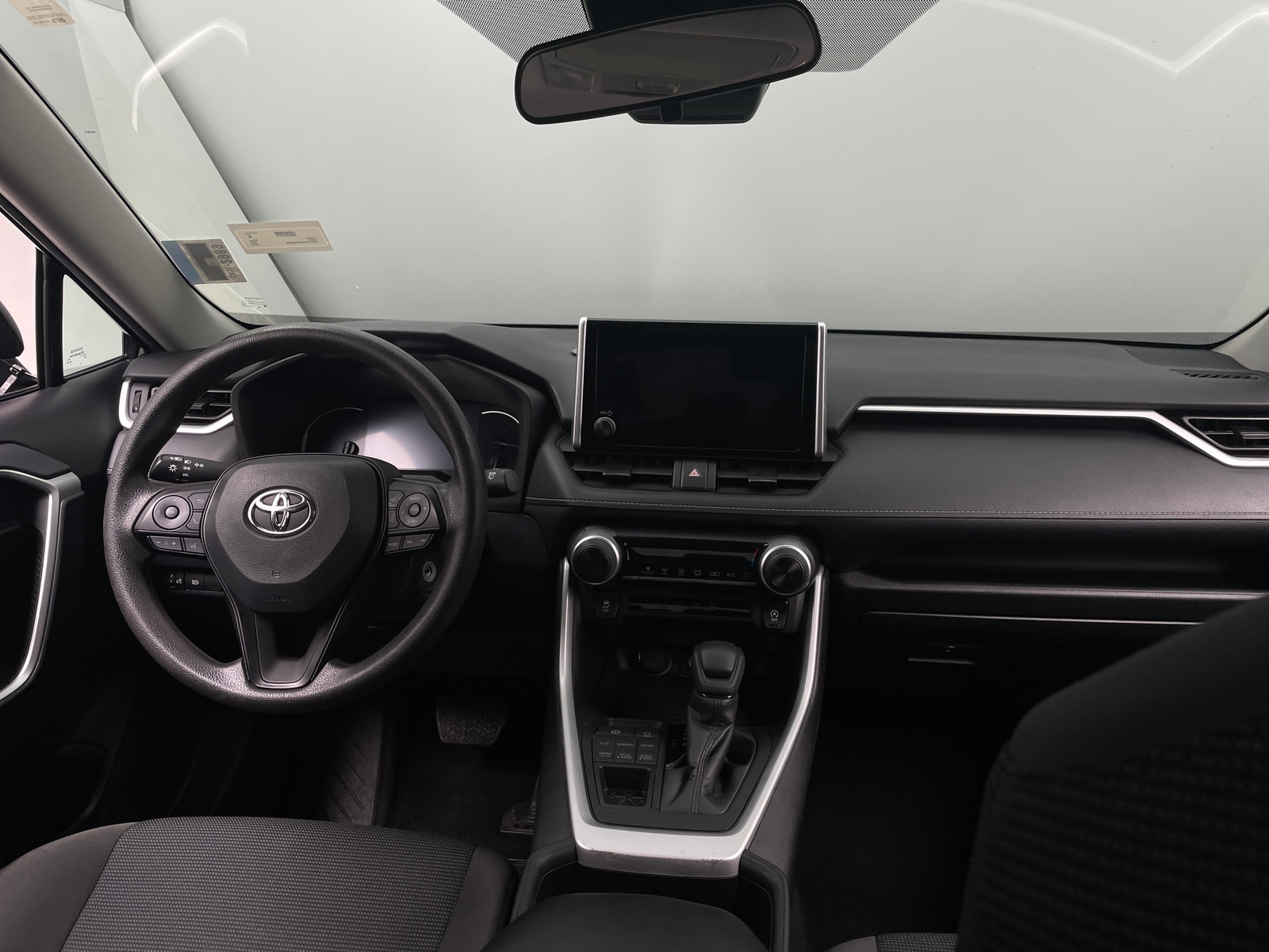 Thumbnail: 2023 Toyota RAV4 - 3