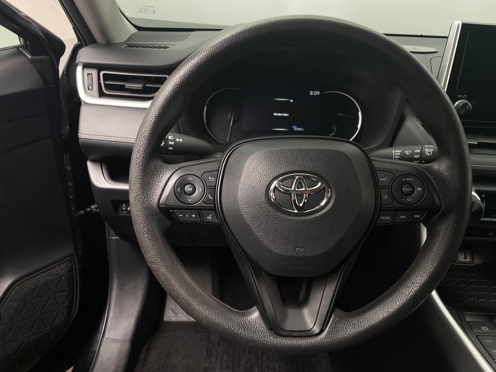 Thumbnail: 2023 Toyota RAV4 - 5