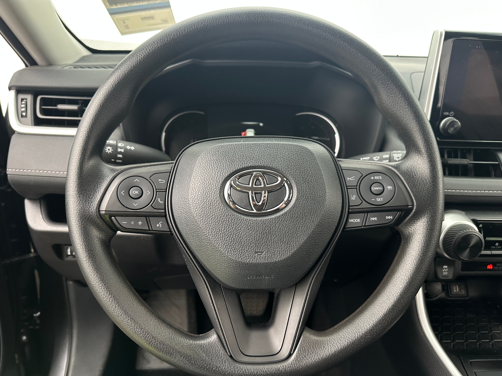 Thumbnail: 2024 Toyota RAV4 - 5