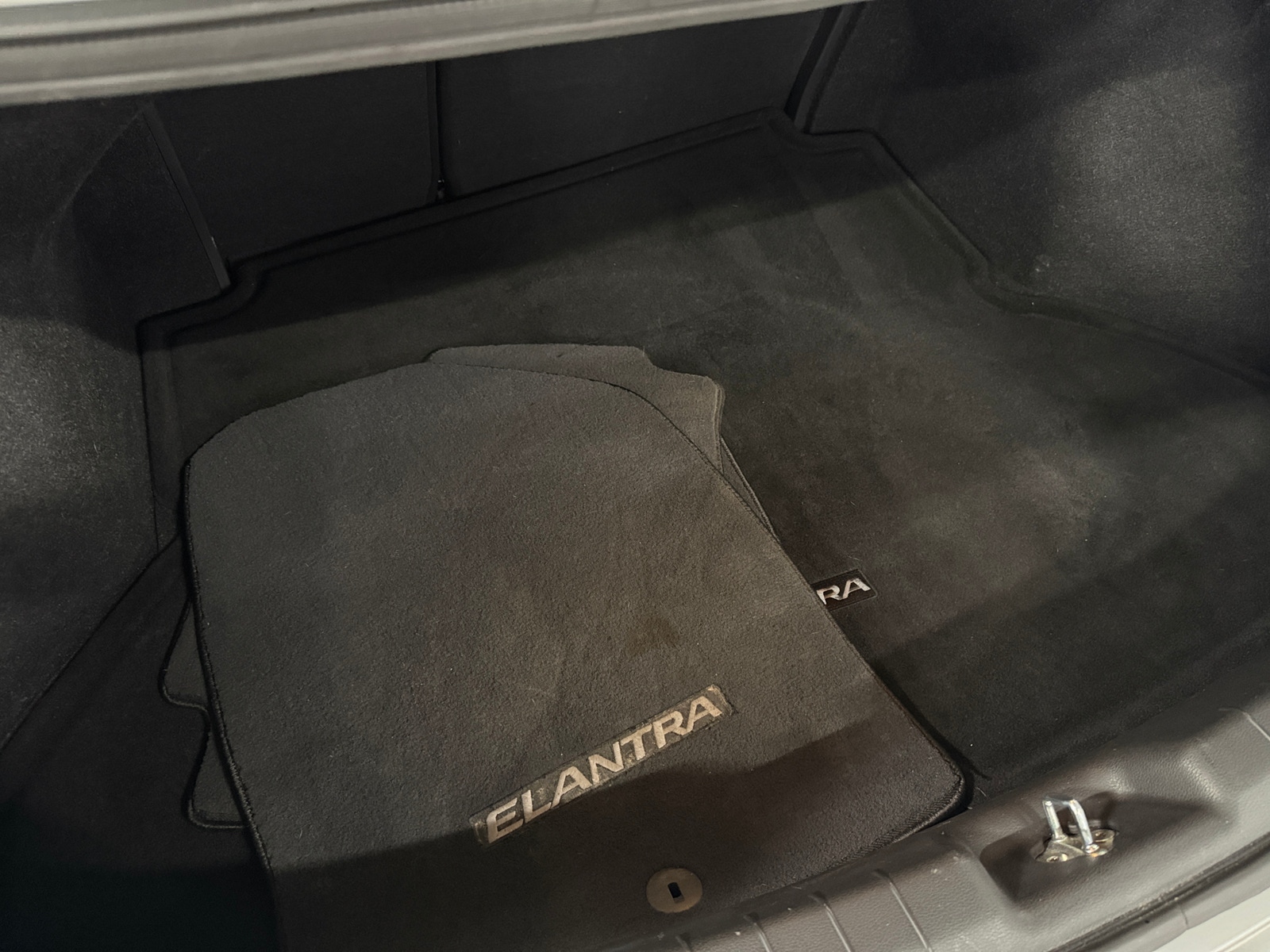 Thumbnail: 2020 Hyundai Elantra - 7