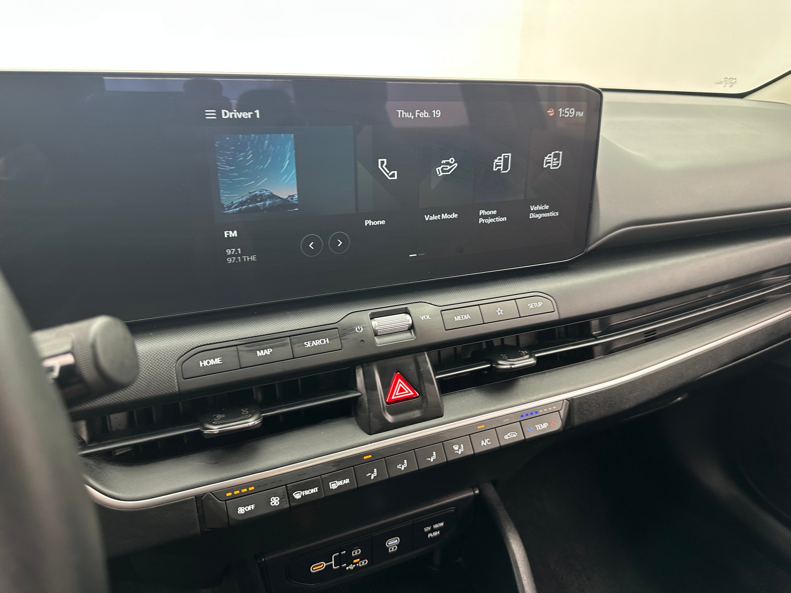 Thumbnail: 2025 Kia K4 - 4