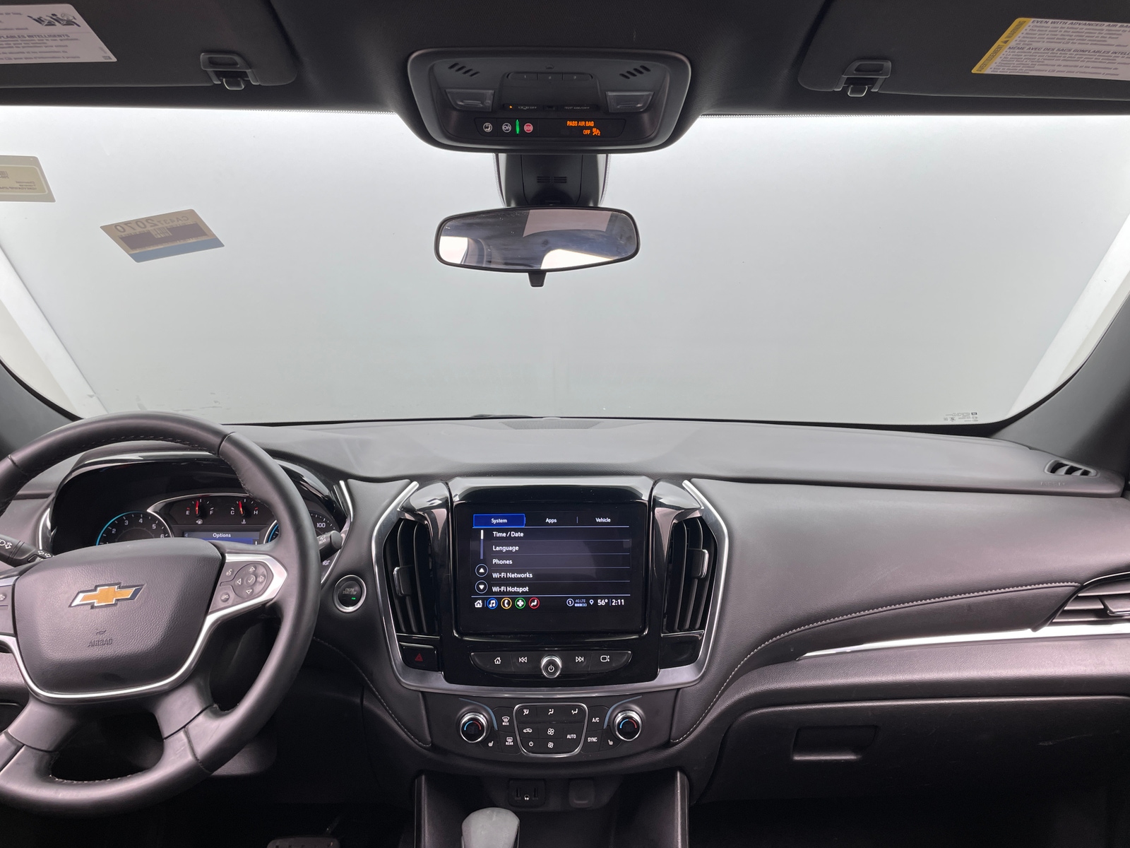 Thumbnail: 2023 Chevrolet Traverse - 3