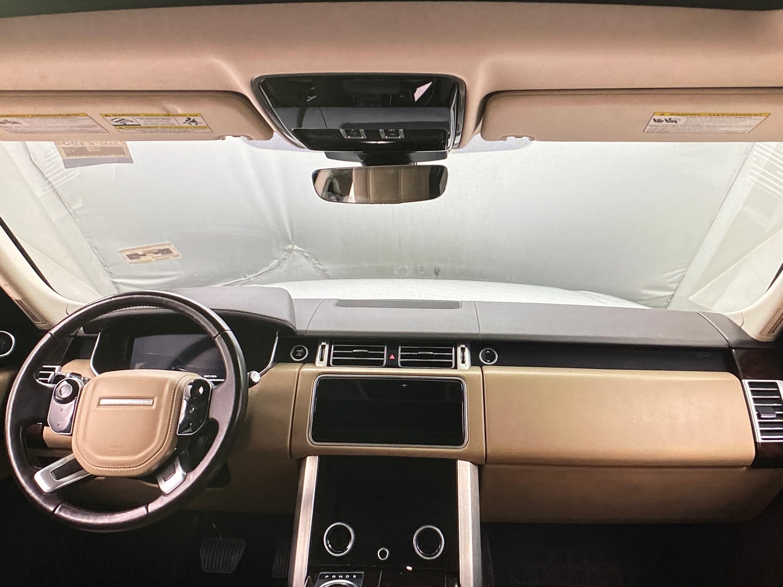 Thumbnail: 2018 Land Rover Range Rover - 2