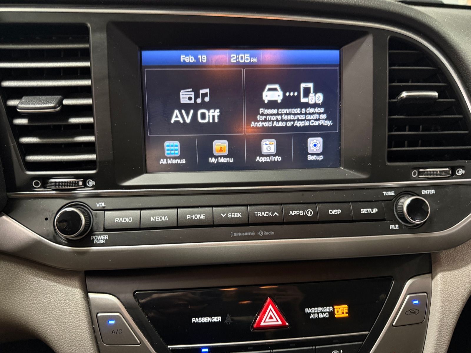 Thumbnail: 2018 Hyundai Elantra - 4