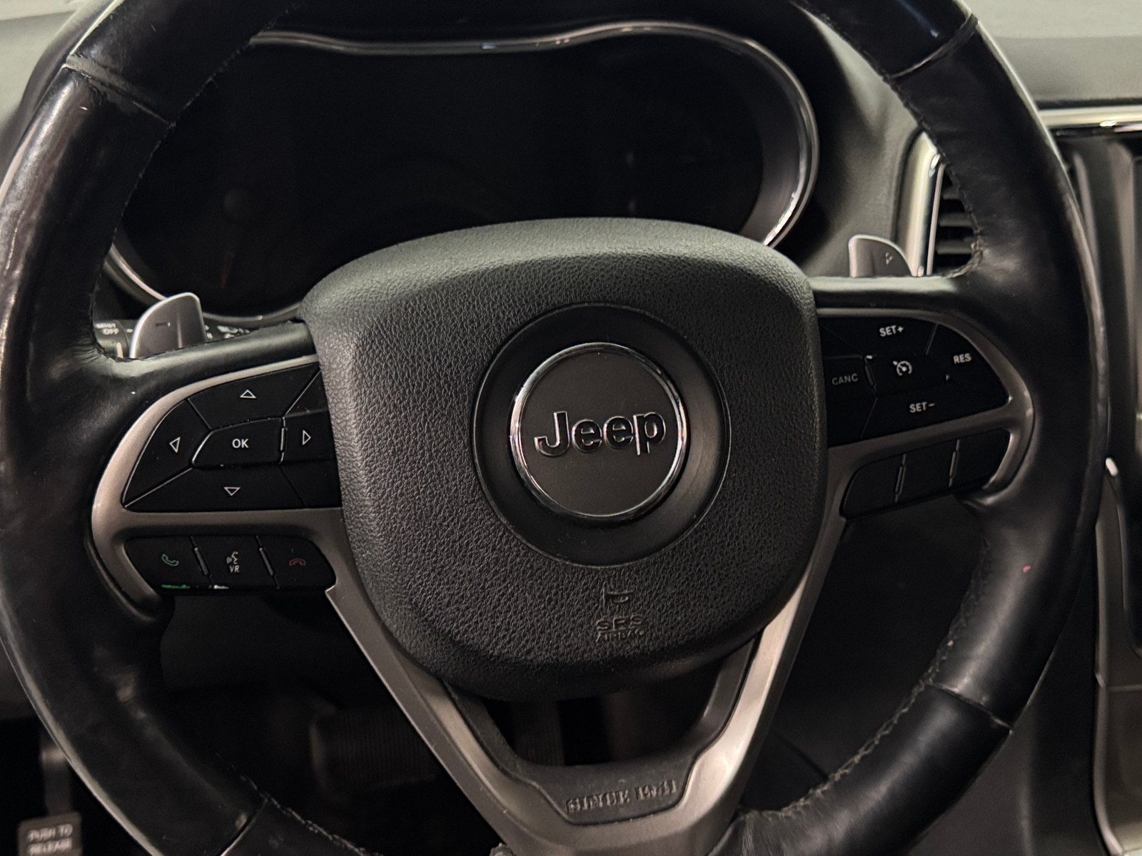 Thumbnail: 2017 Jeep Grand Cherokee - 5